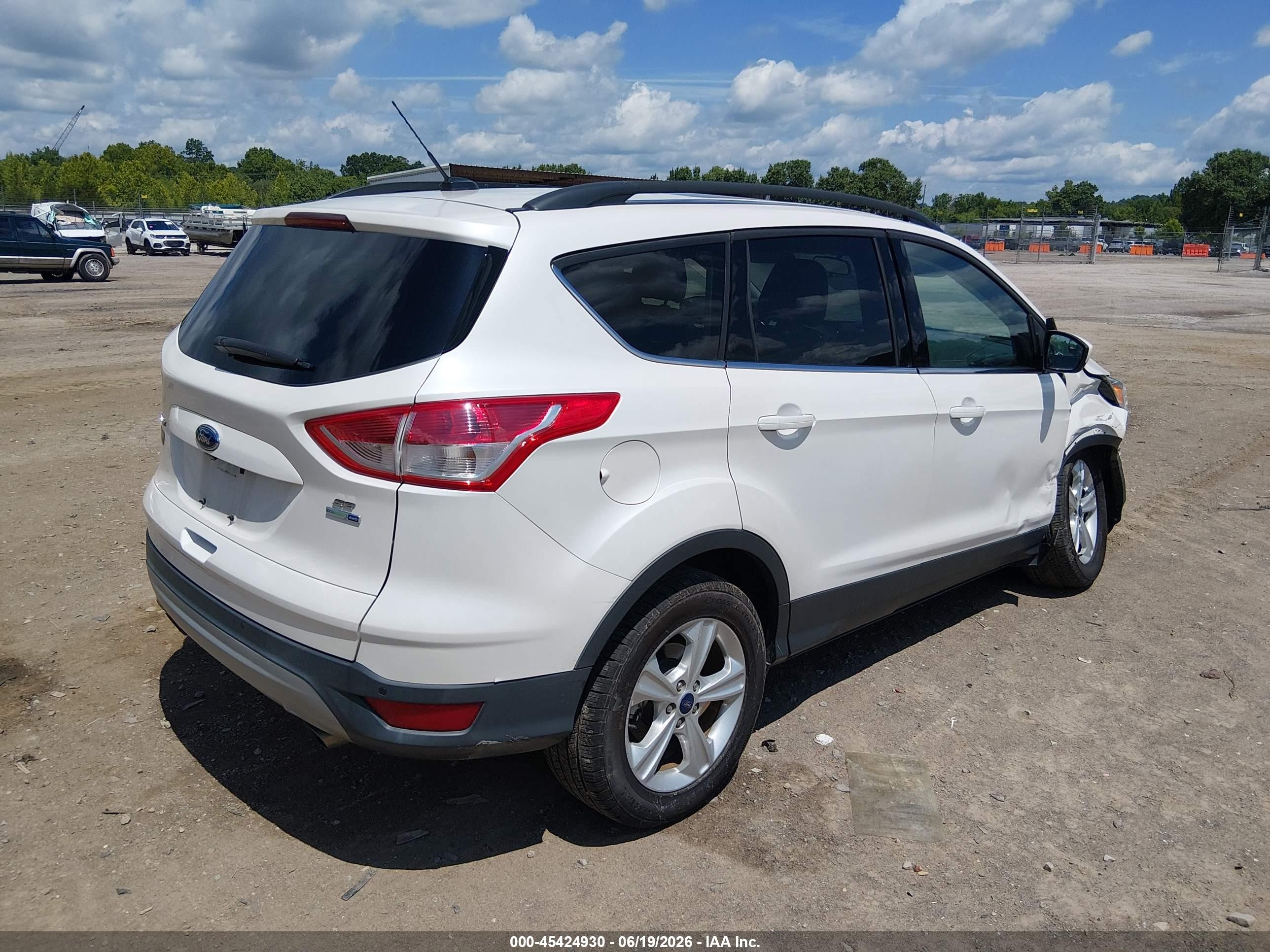 2015 Ford Escape Se White vin: 1FMCU9G98FUC20008