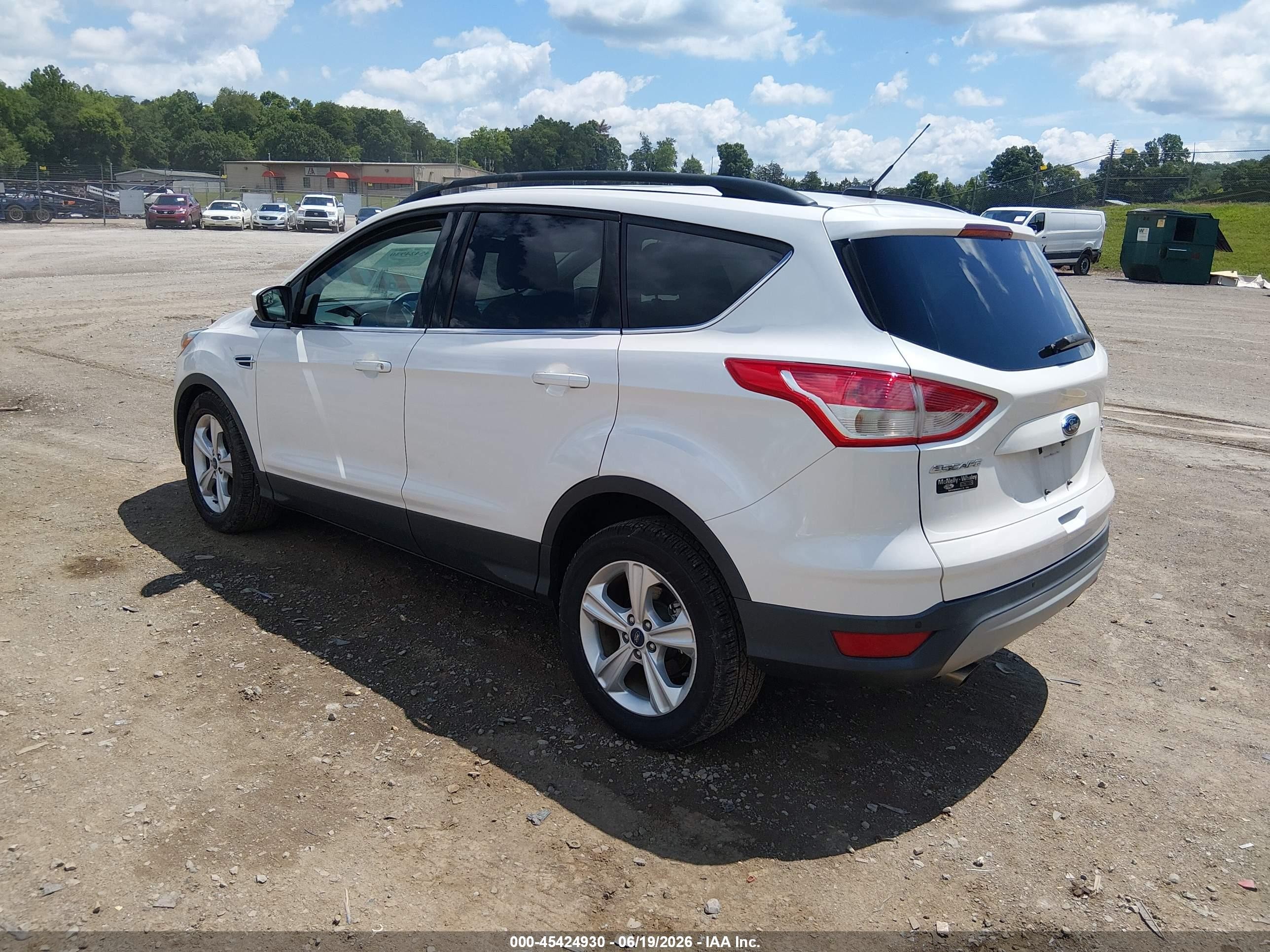 2015 Ford Escape Se White vin: 1FMCU9G98FUC20008