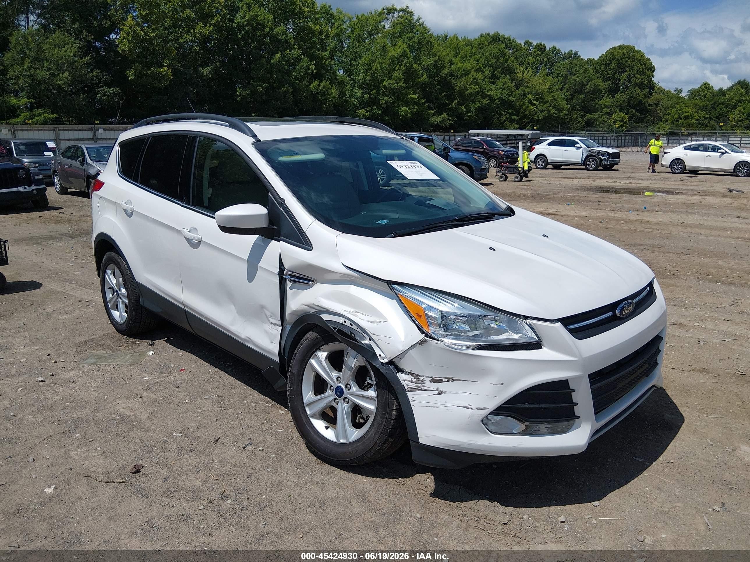 2015 Ford Escape Se White vin: 1FMCU9G98FUC20008