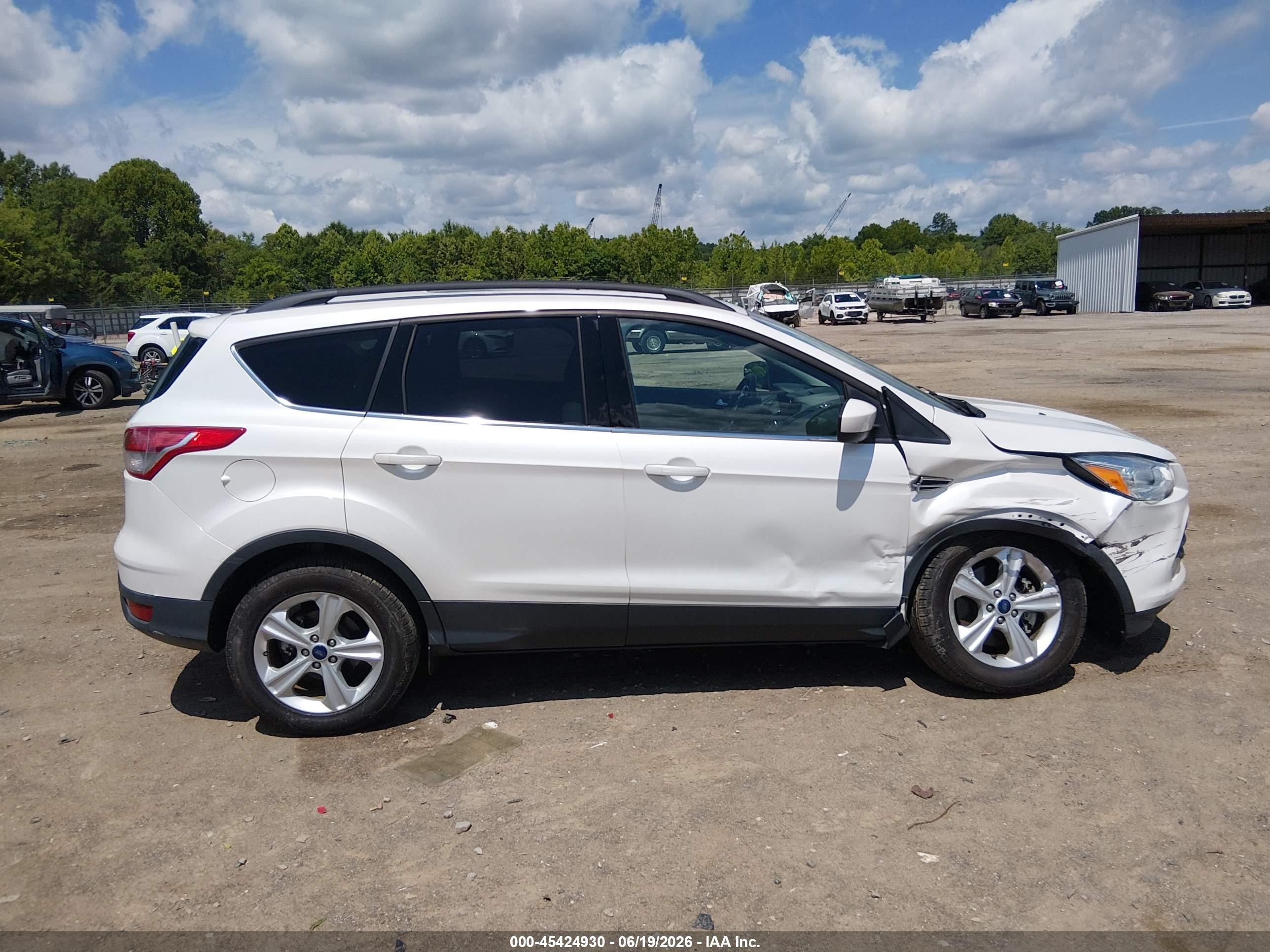 2015 Ford Escape Se White vin: 1FMCU9G98FUC20008