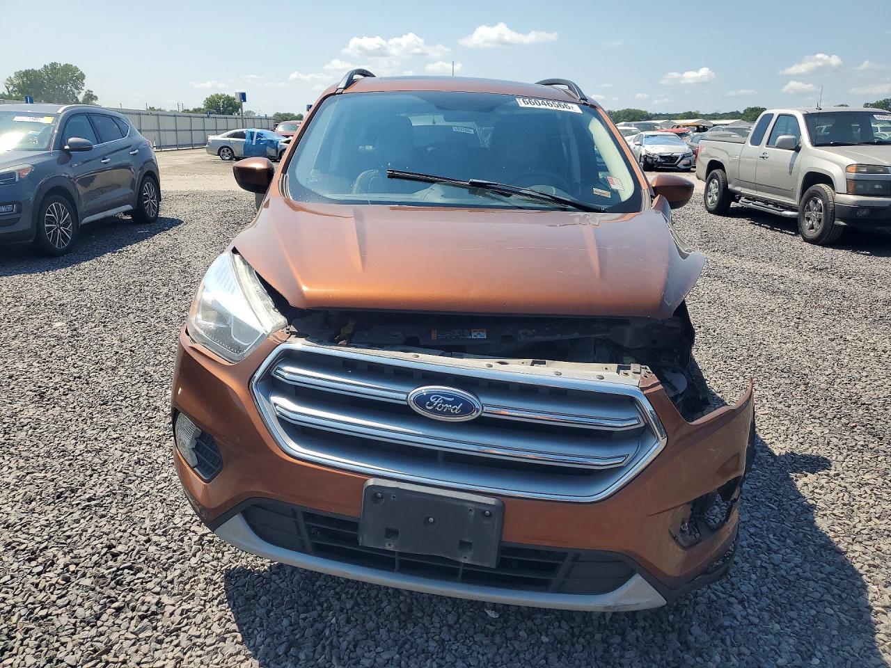 2017 Ford Escape Se Orange vin: 1FMCU9G98HUD96527