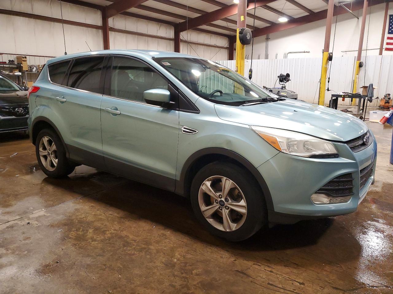 2013 Ford Escape Se Зеленый vin: 1FMCU9G99DUB35871