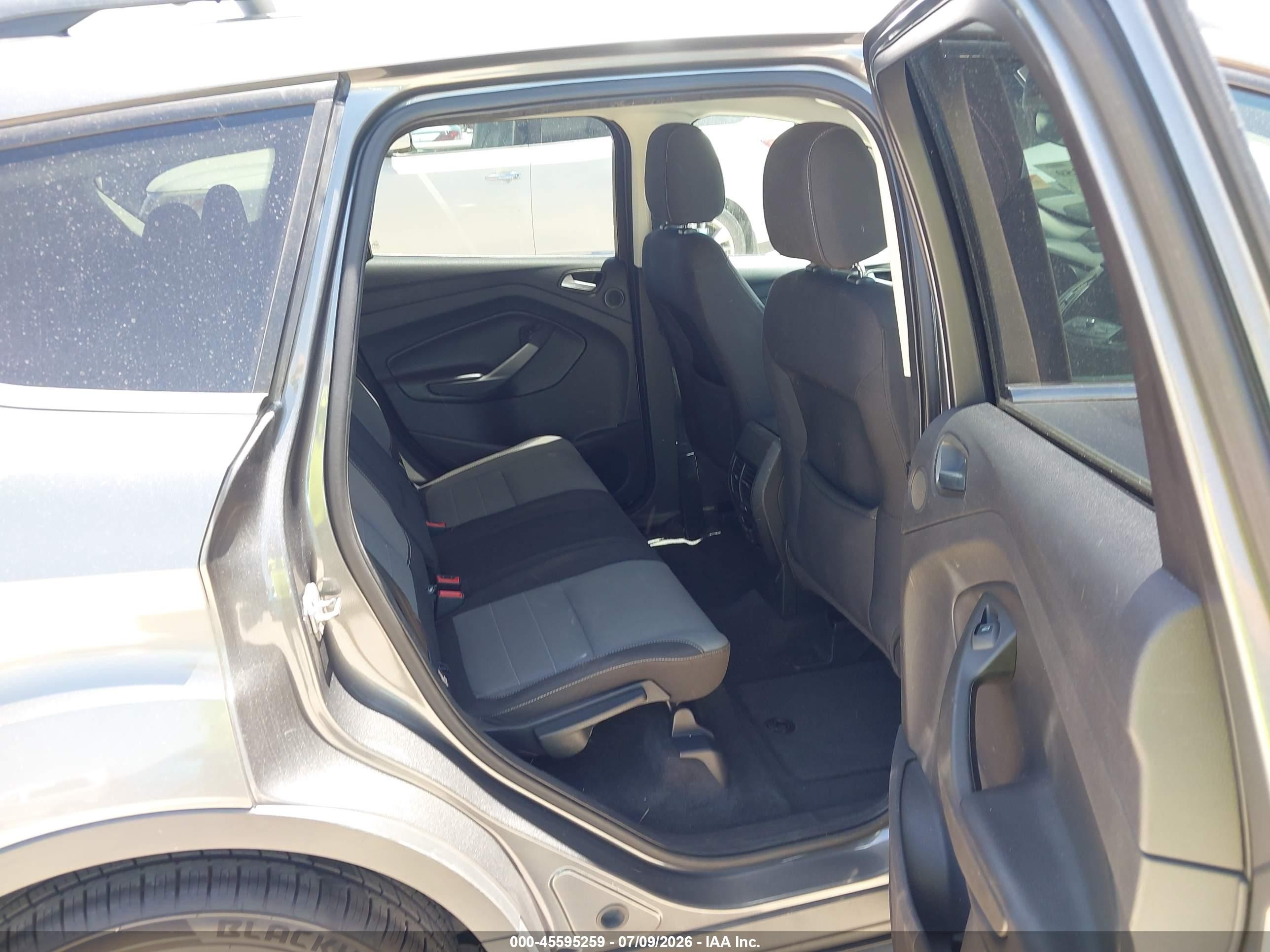 2014 Ford Escape Se Серый vin: 1FMCU9G99EUC36930