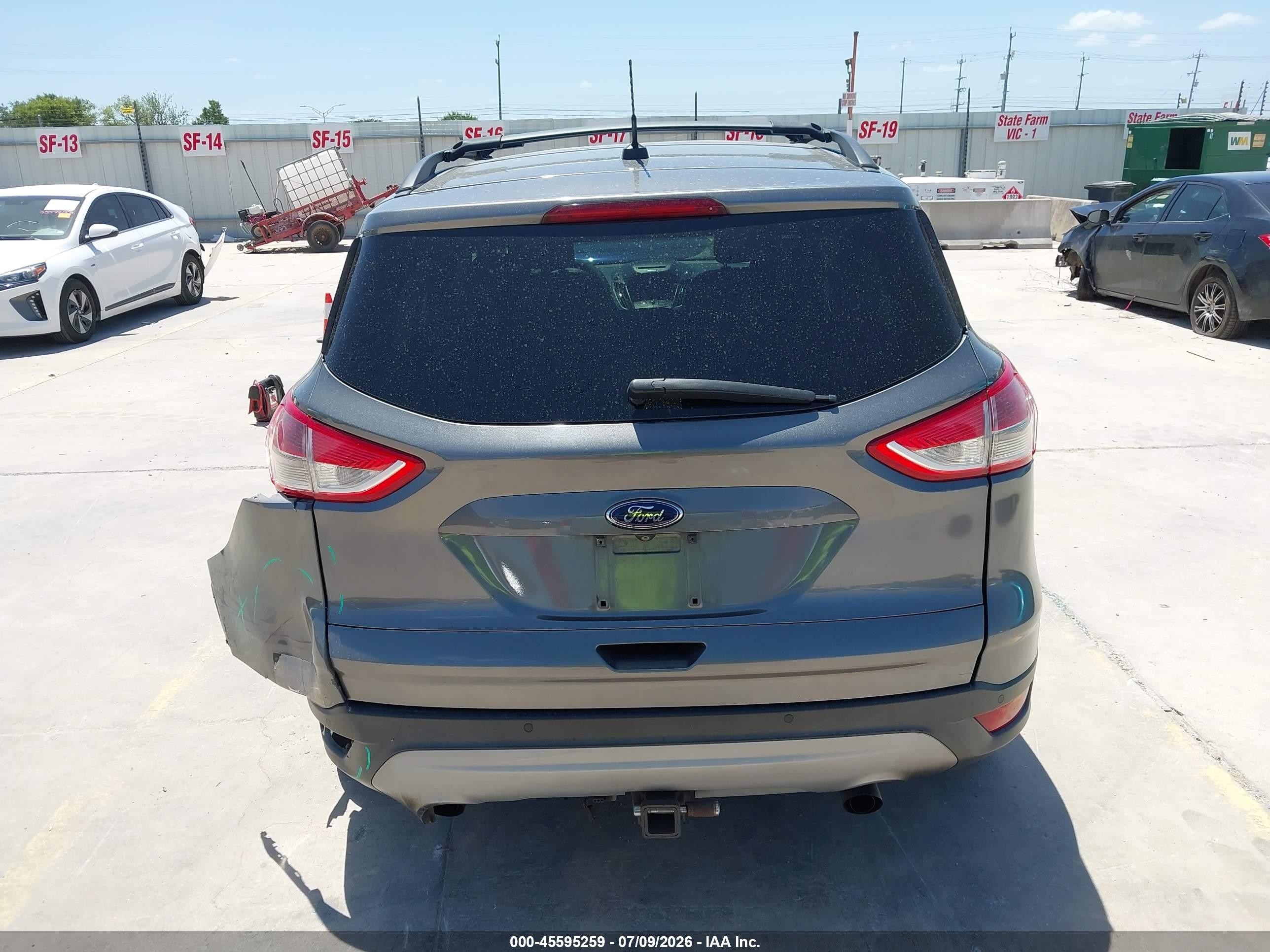 2014 Ford Escape Se Серый vin: 1FMCU9G99EUC36930