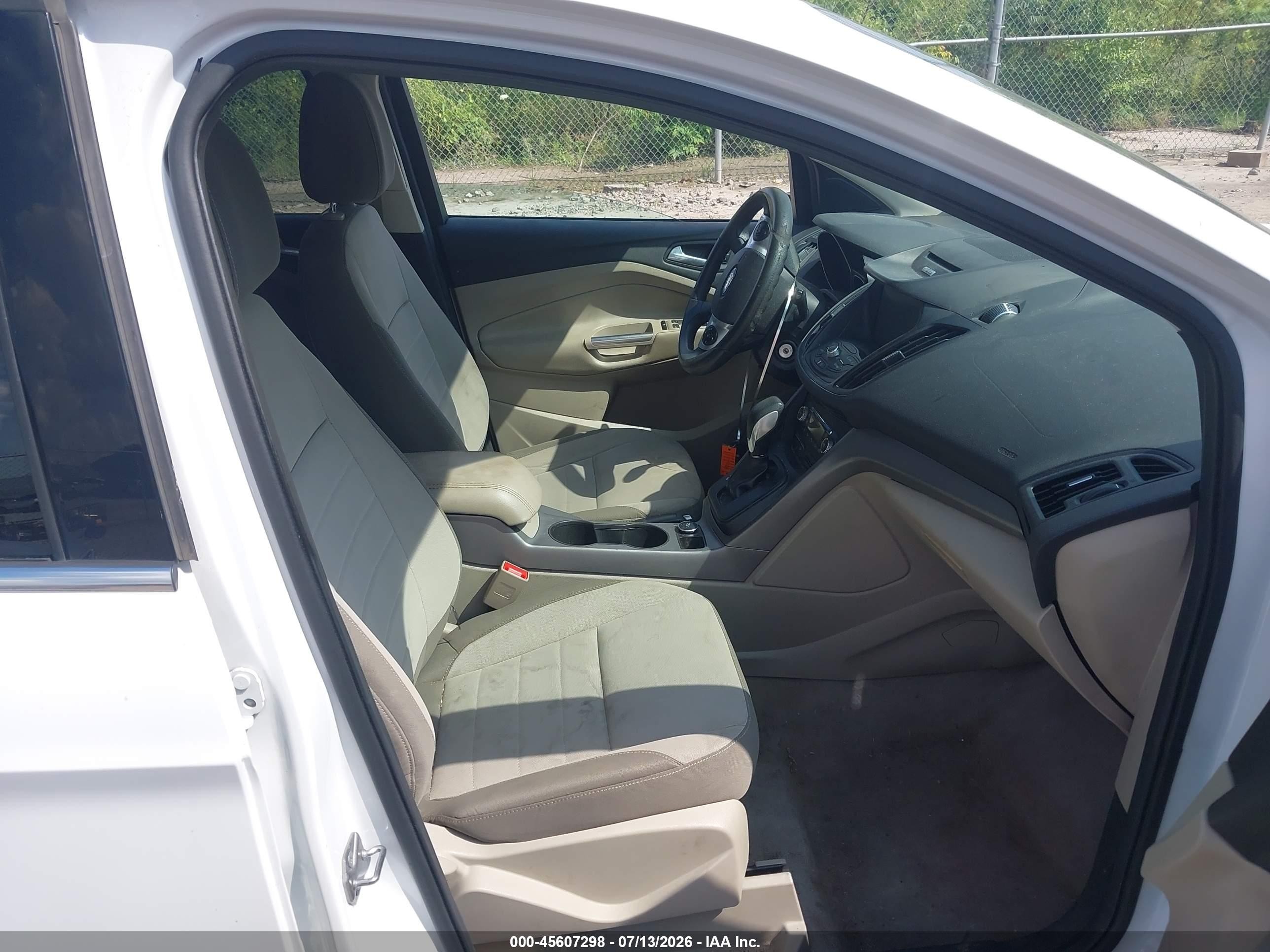 2014 Ford Escape Se White vin: 1FMCU9G99EUC86260