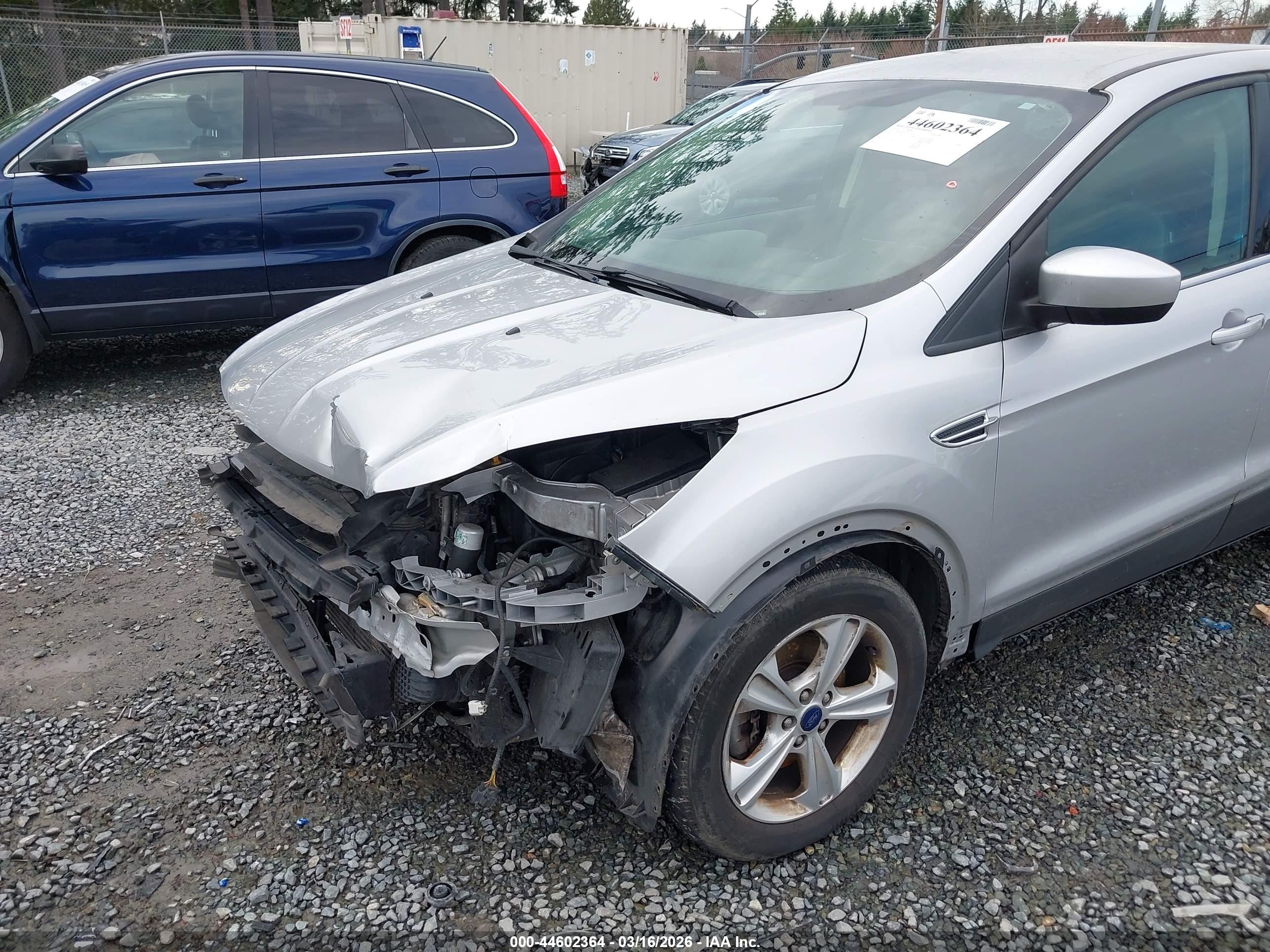 2015 Ford Escape Se Gray vin: 1FMCU9G99FUA67591