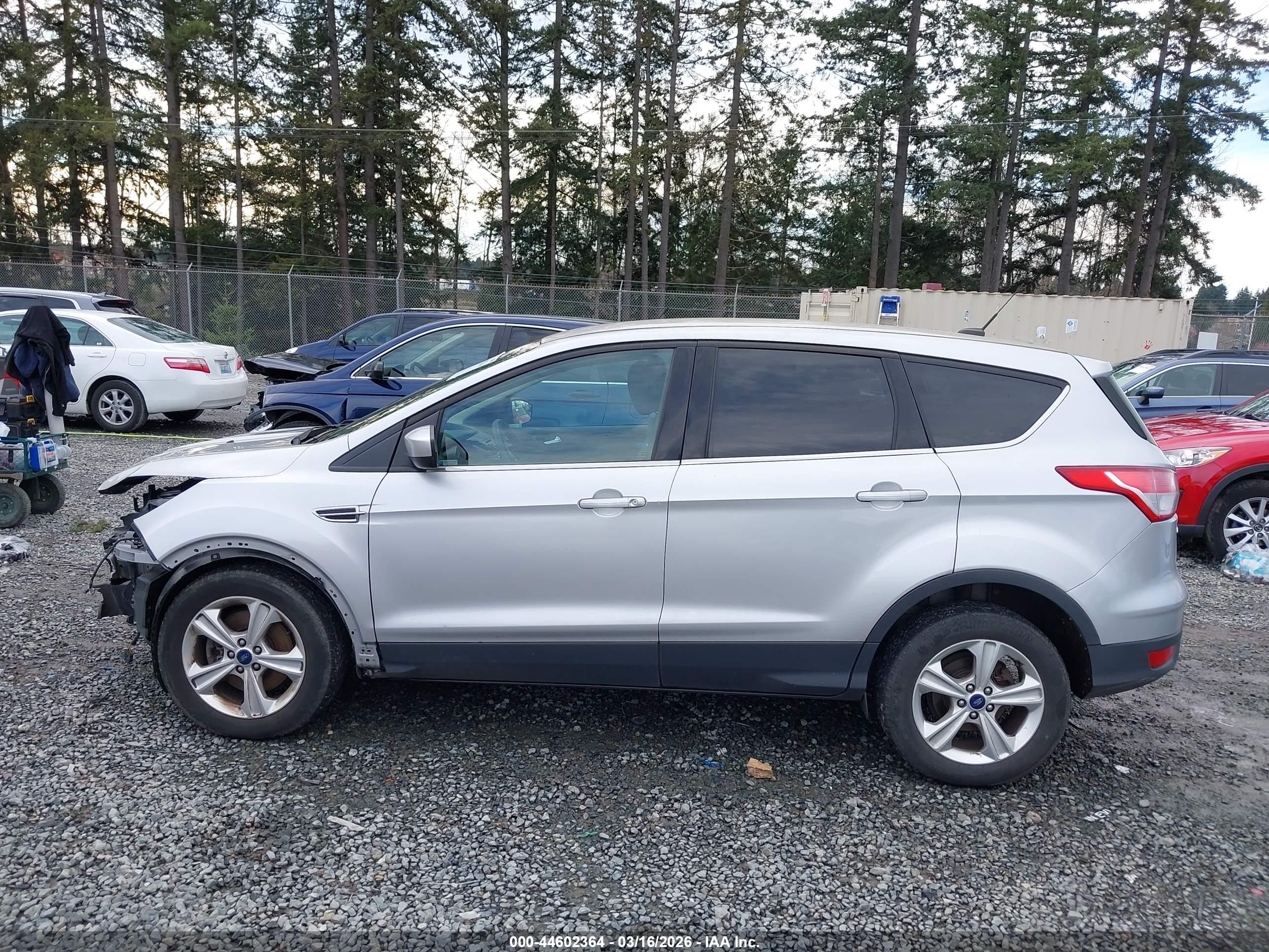 2015 Ford Escape Se Gray vin: 1FMCU9G99FUA67591