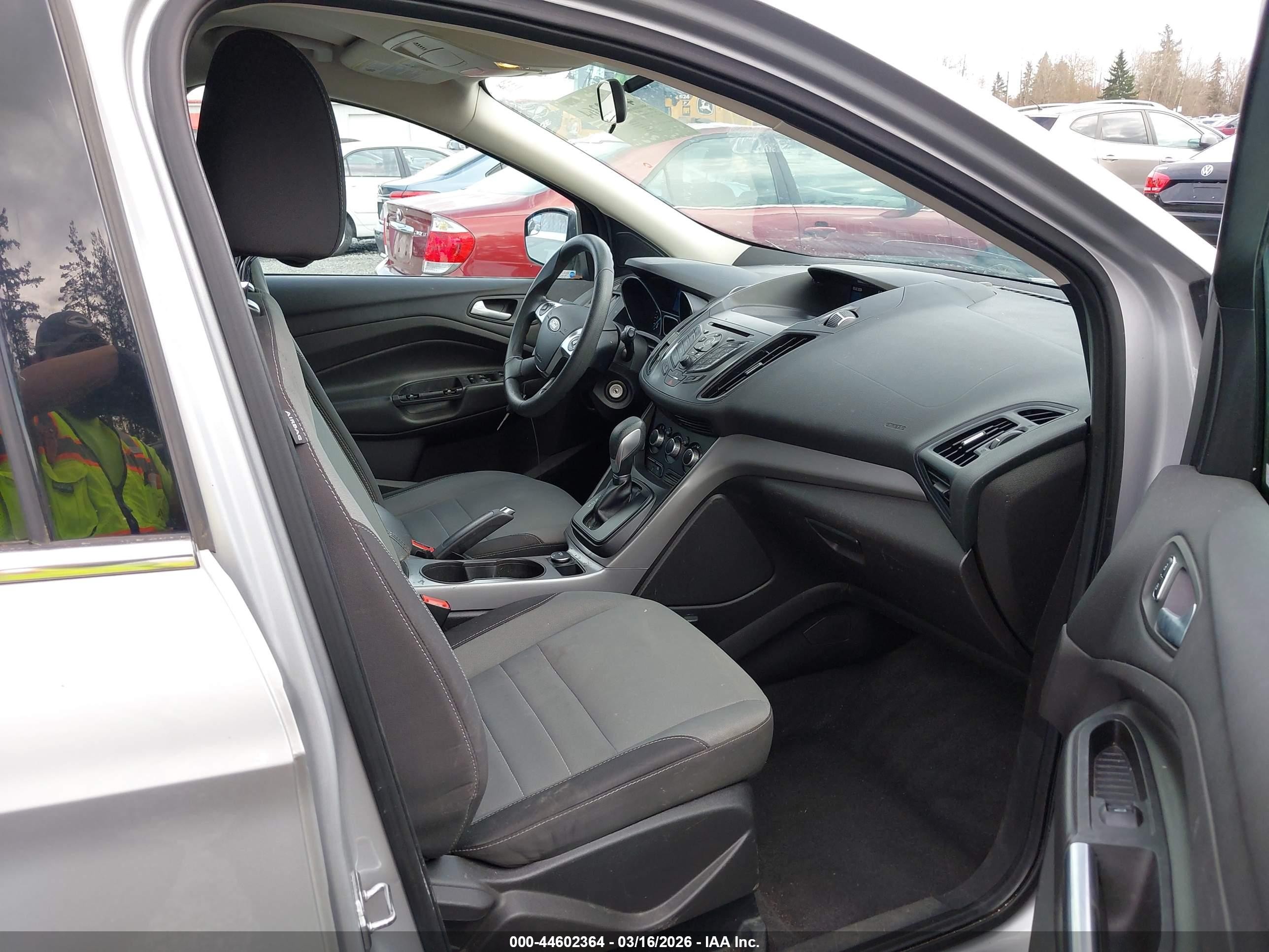 2015 Ford Escape Se Gray vin: 1FMCU9G99FUA67591