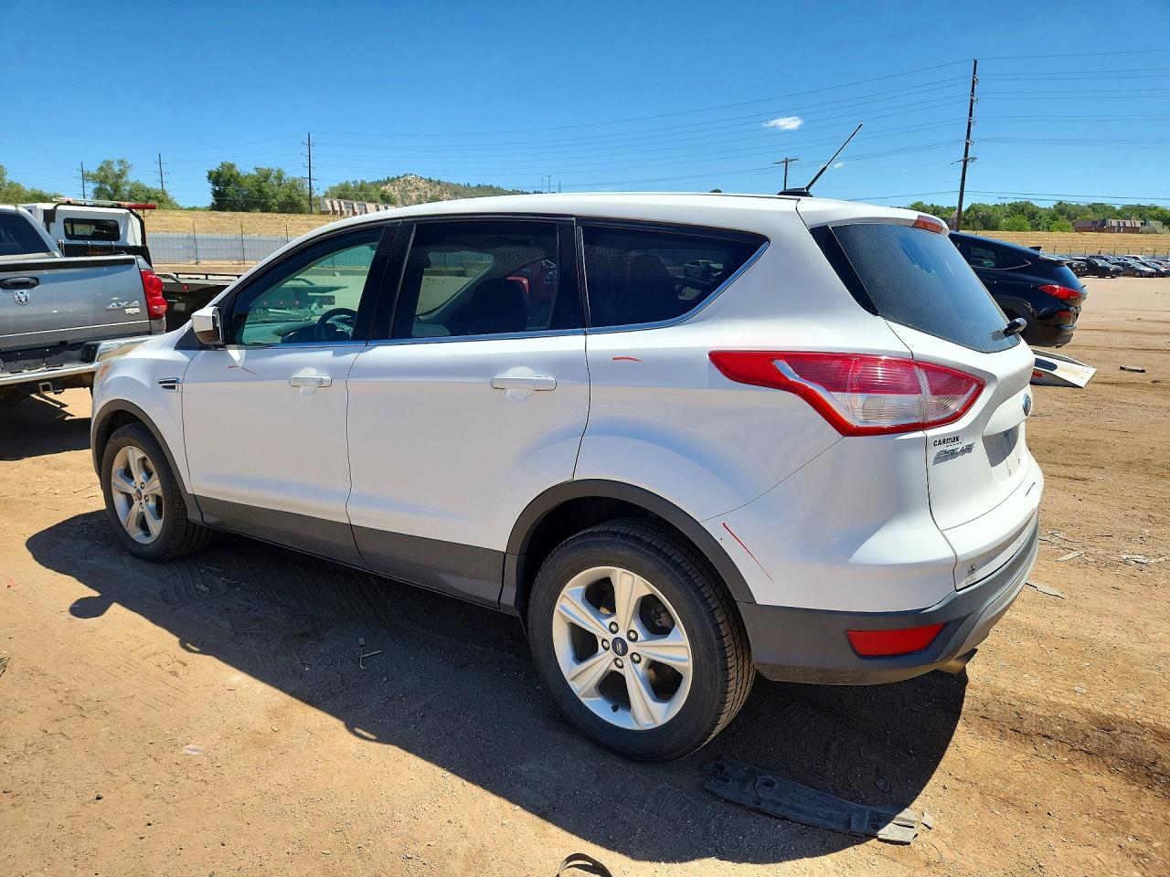 2015 Ford Escape Se Белый vin: 1FMCU9G99FUA81491