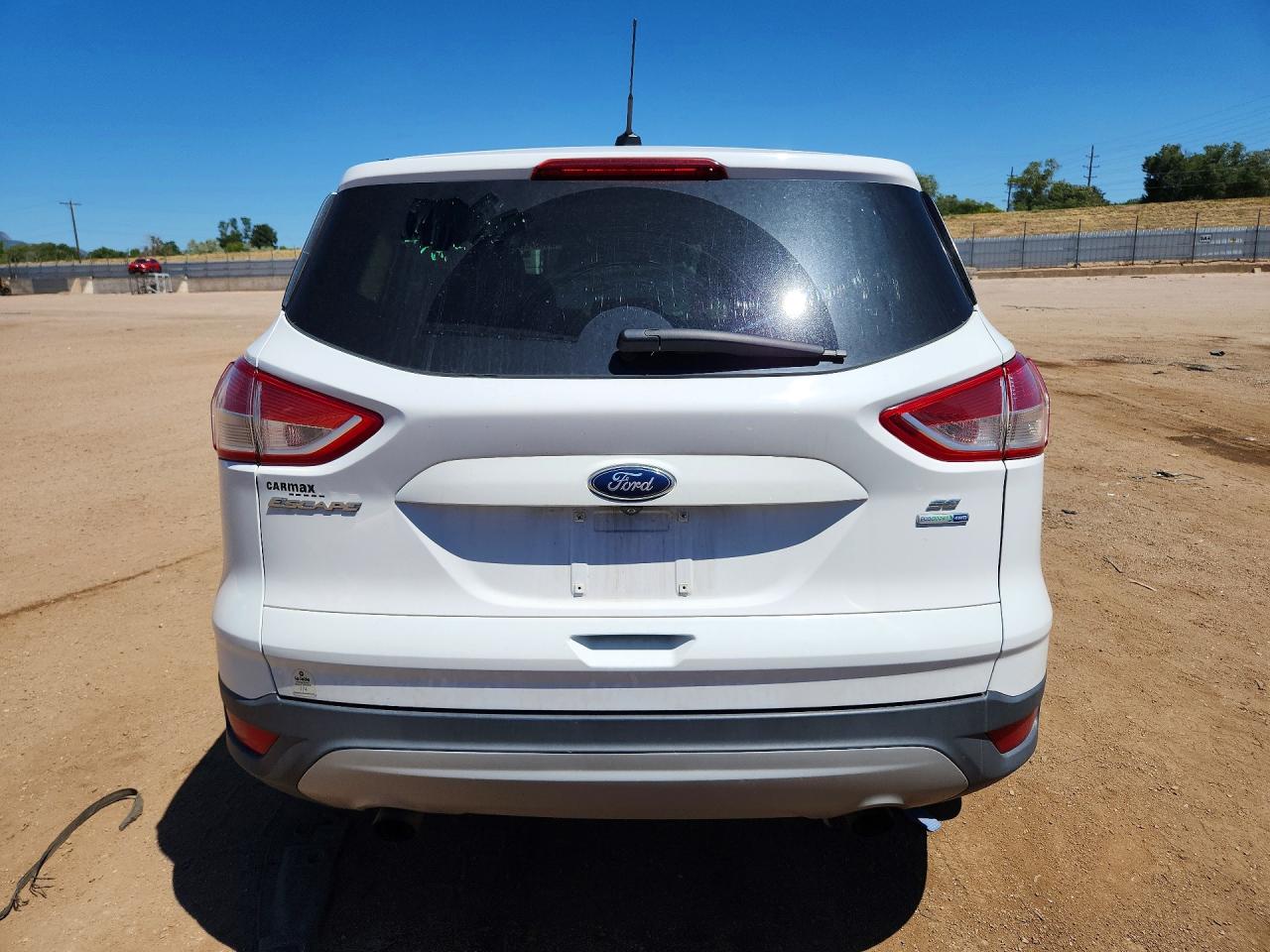 2015 Ford Escape Se Белый vin: 1FMCU9G99FUA81491