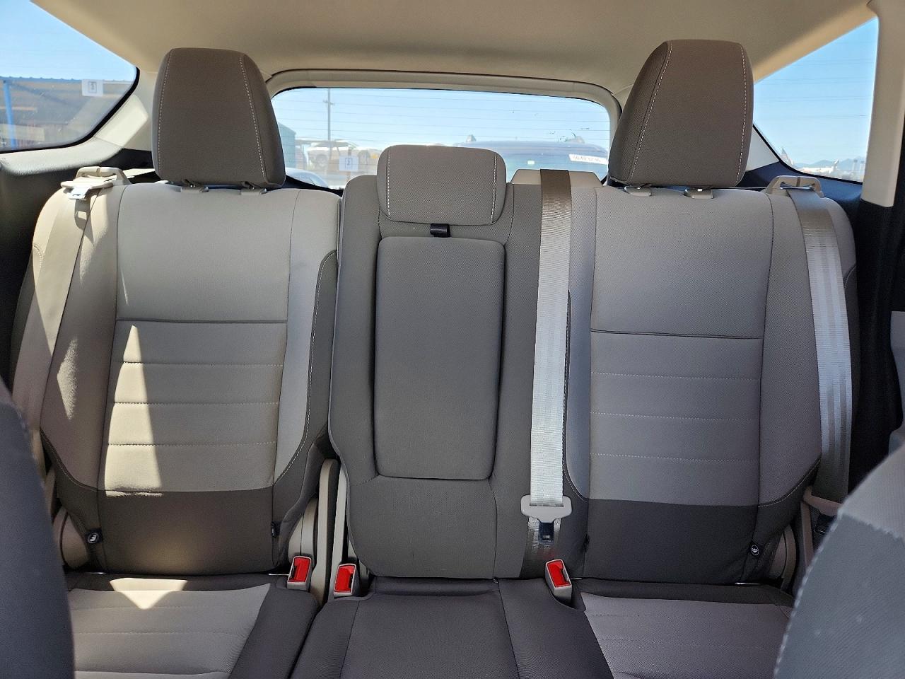 2015 Ford Escape Se Белый vin: 1FMCU9G99FUA81491