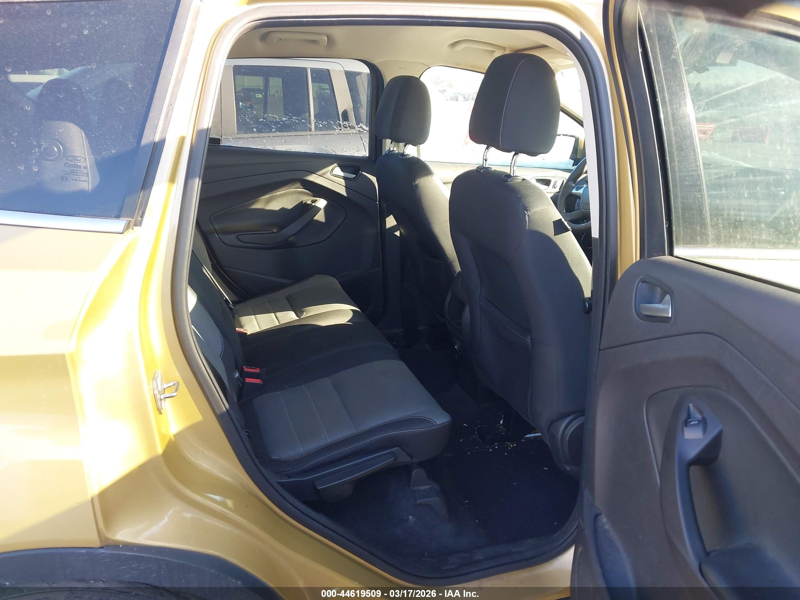 2015 Ford Escape Se Gold vin: 1FMCU9G99FUB13095