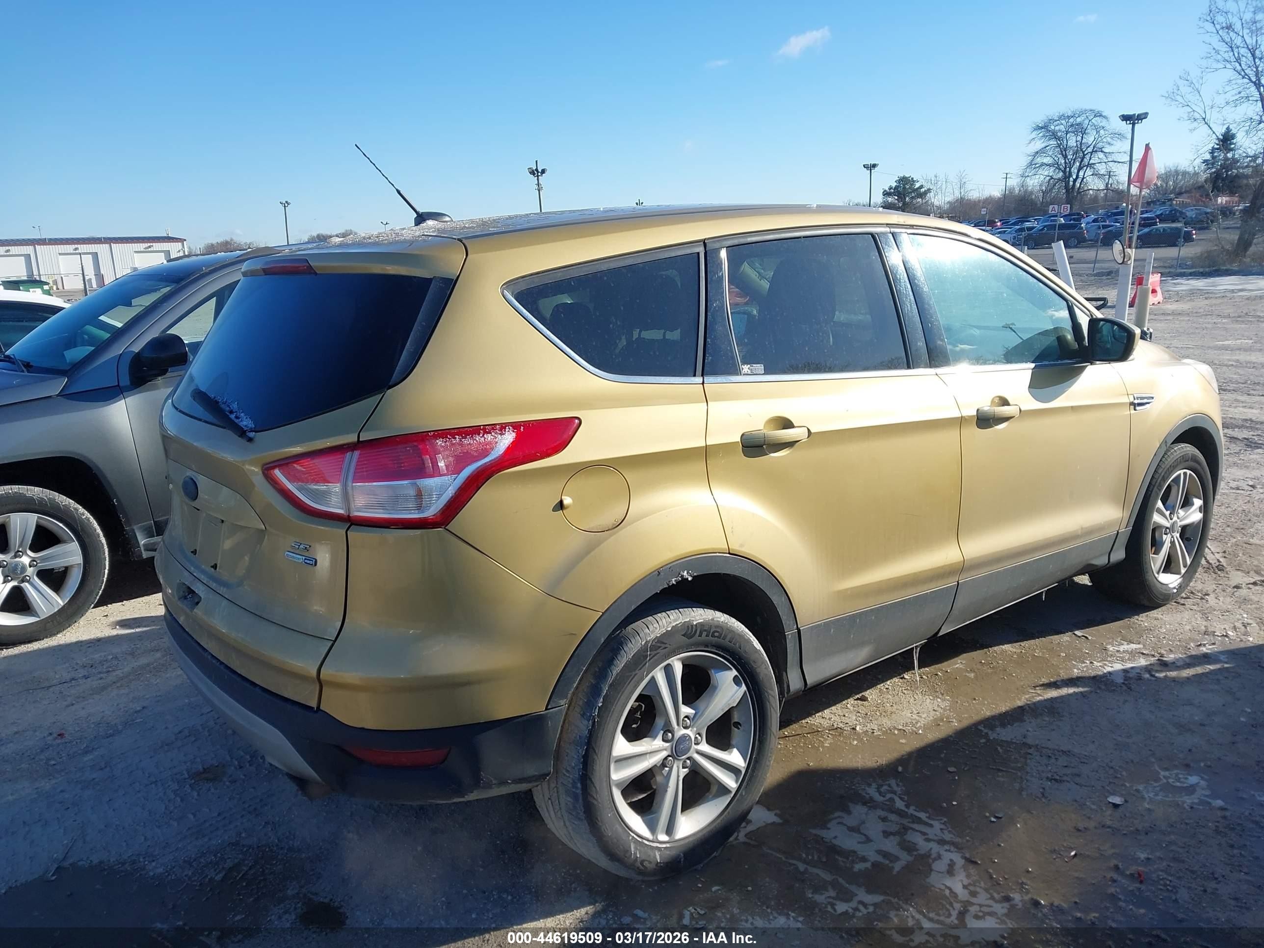 2015 Ford Escape Se Gold vin: 1FMCU9G99FUB13095