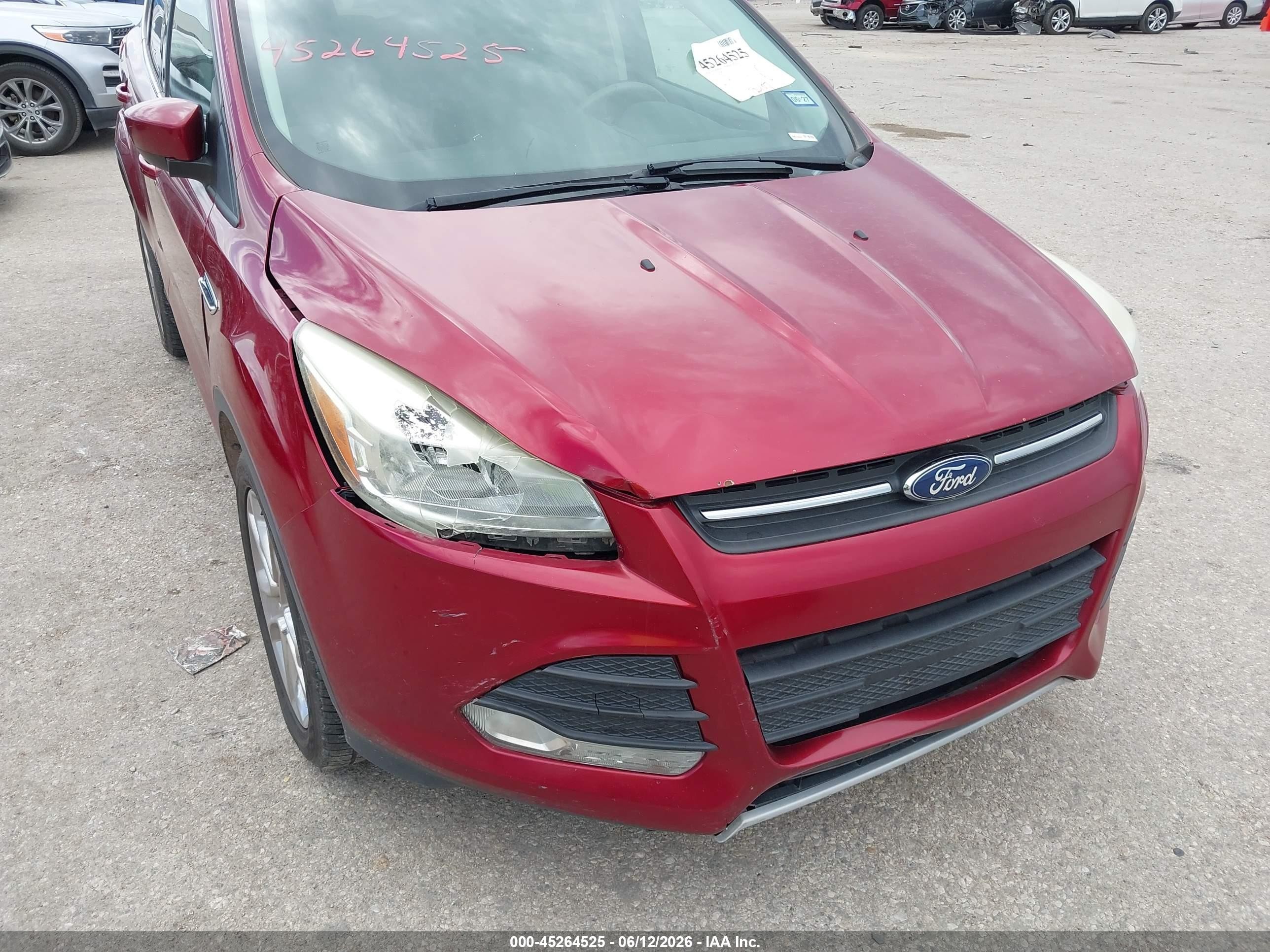 2015 Ford Escape Se Бордовый vin: 1FMCU9G99FUB77671