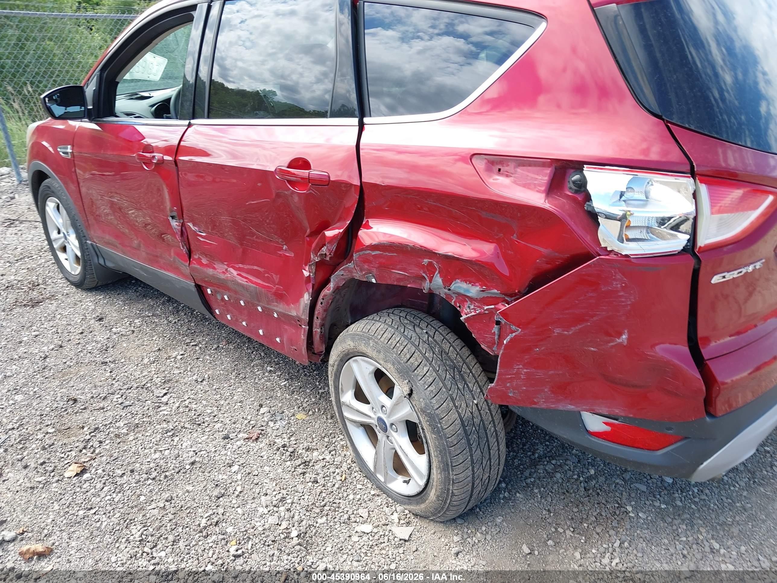 2015 Ford Escape Se Red vin: 1FMCU9G99FUC16629