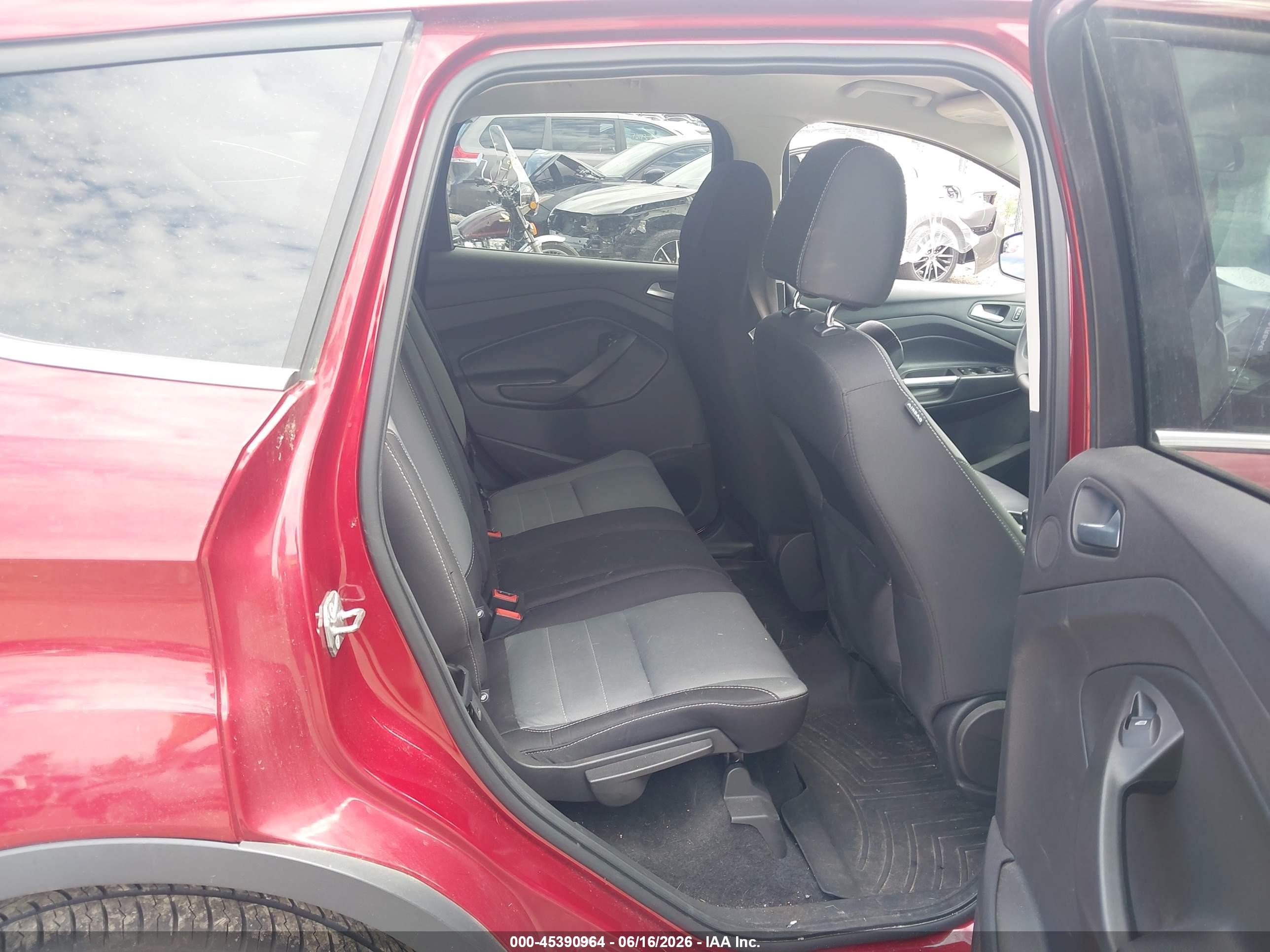 2015 Ford Escape Se Red vin: 1FMCU9G99FUC16629