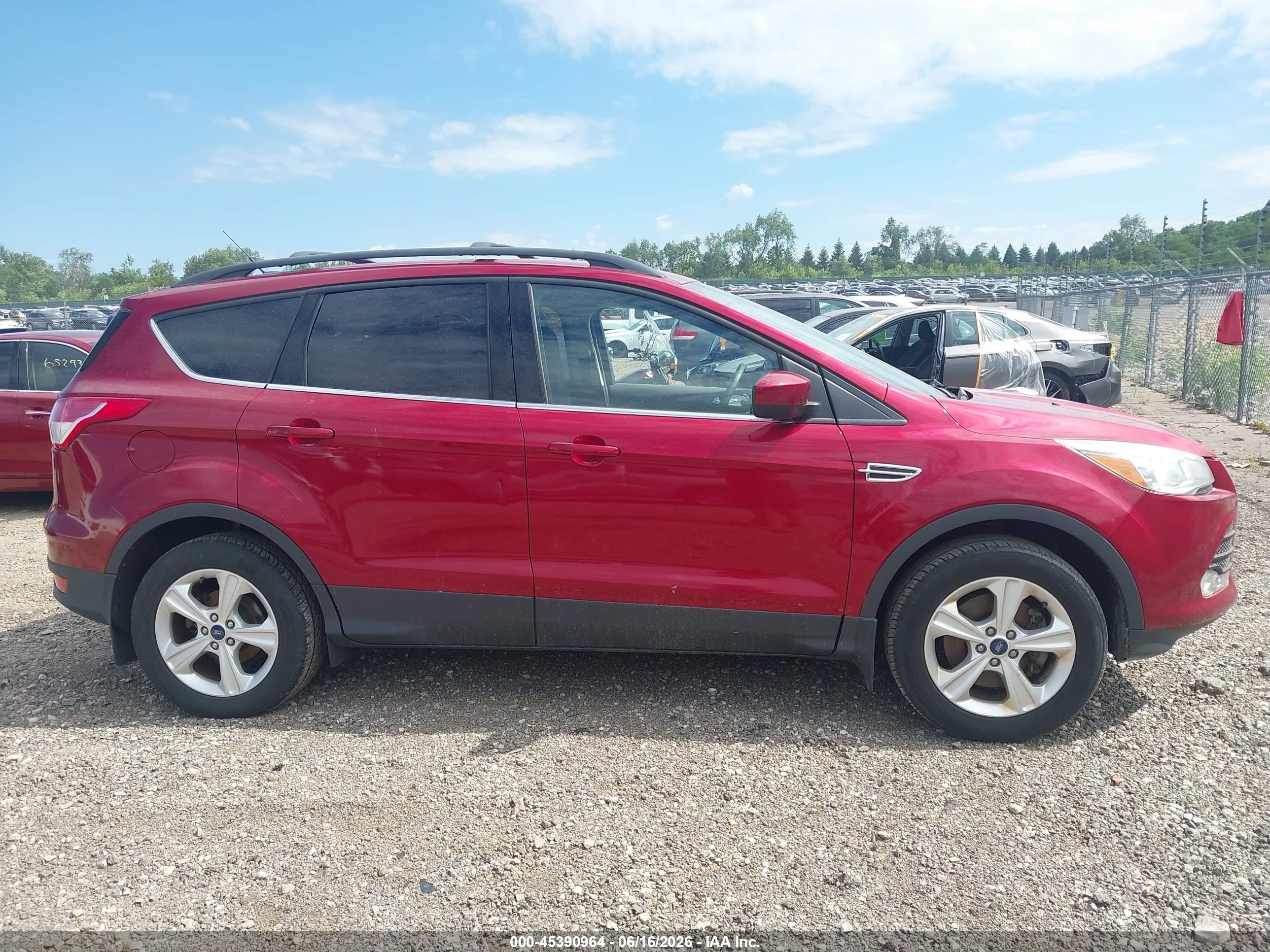 2015 Ford Escape Se Red vin: 1FMCU9G99FUC16629