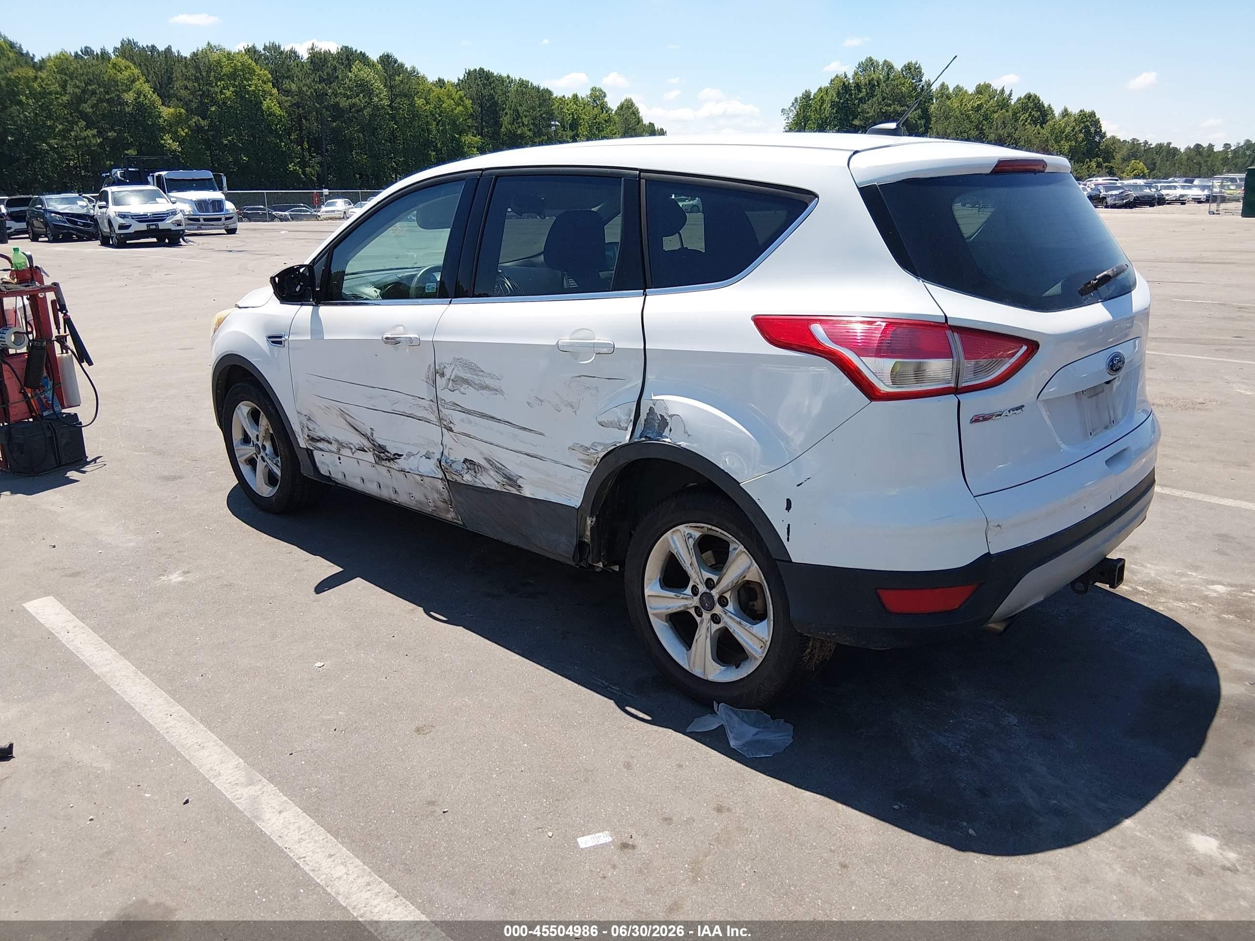 2015 Ford Escape Se White vin: 1FMCU9G99FUC56791