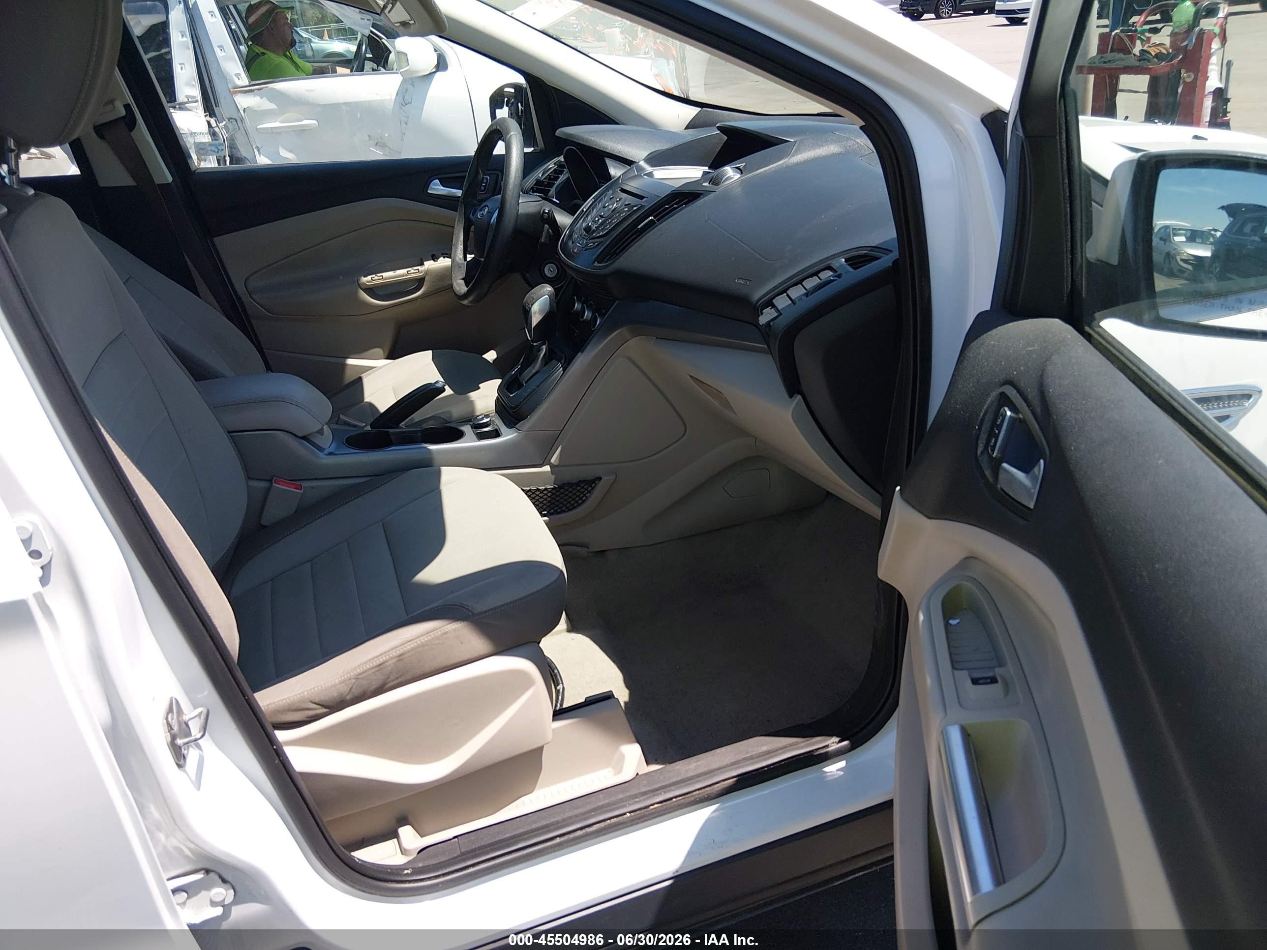 2015 Ford Escape Se White vin: 1FMCU9G99FUC56791