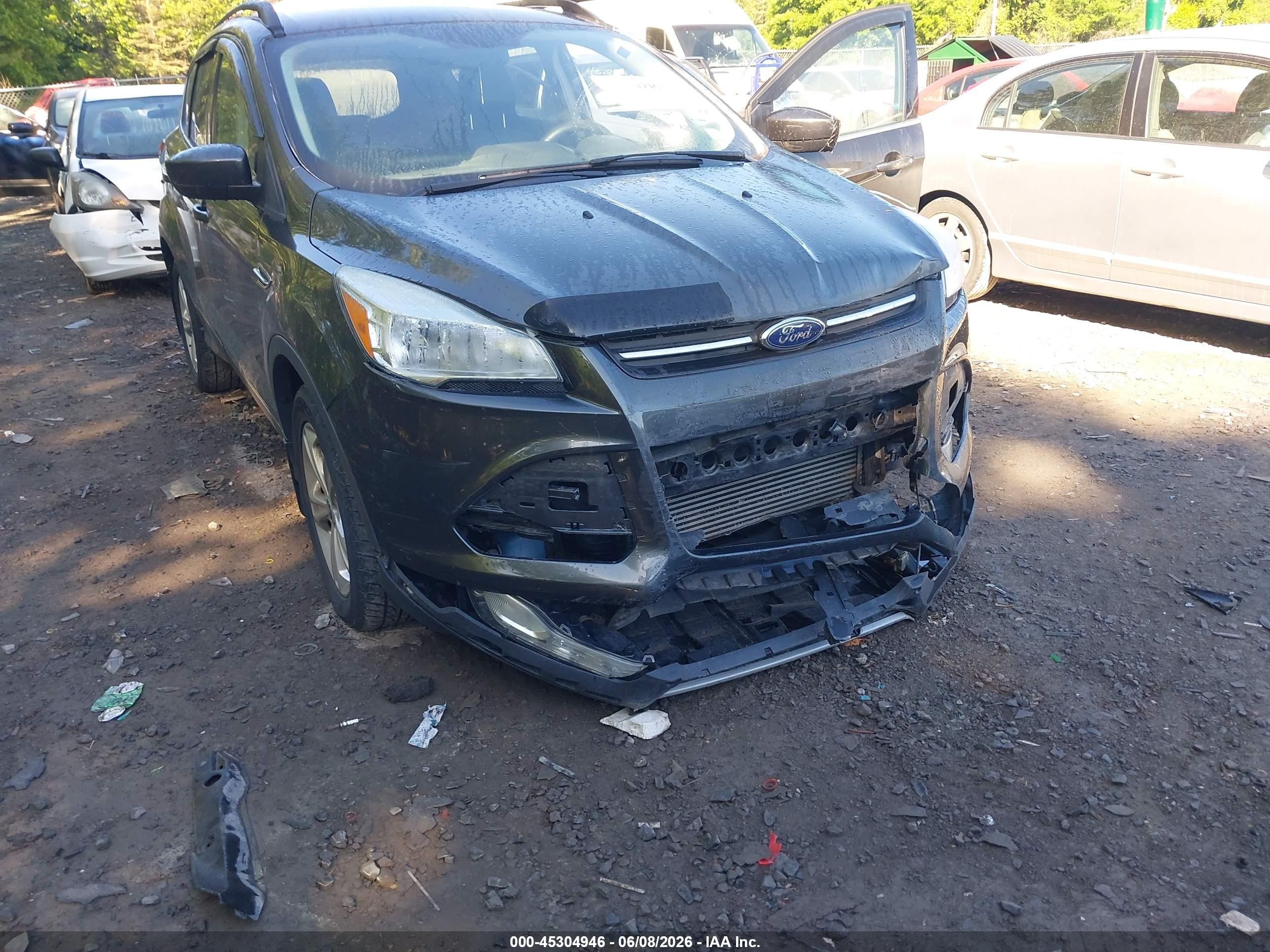 2016 Ford Escape Se Серый vin: 1FMCU9G99GUB42291