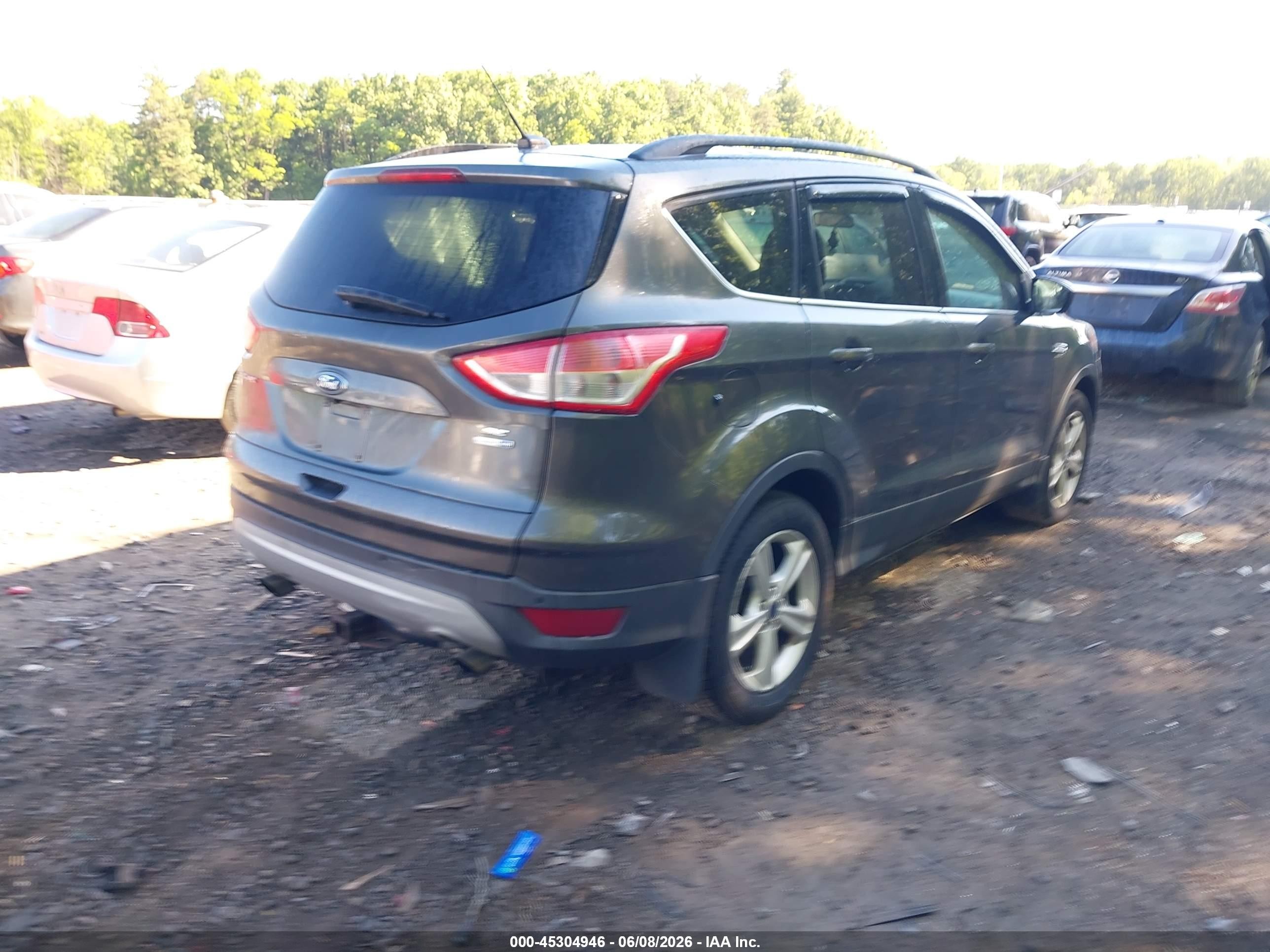 2016 Ford Escape Se Серый vin: 1FMCU9G99GUB42291