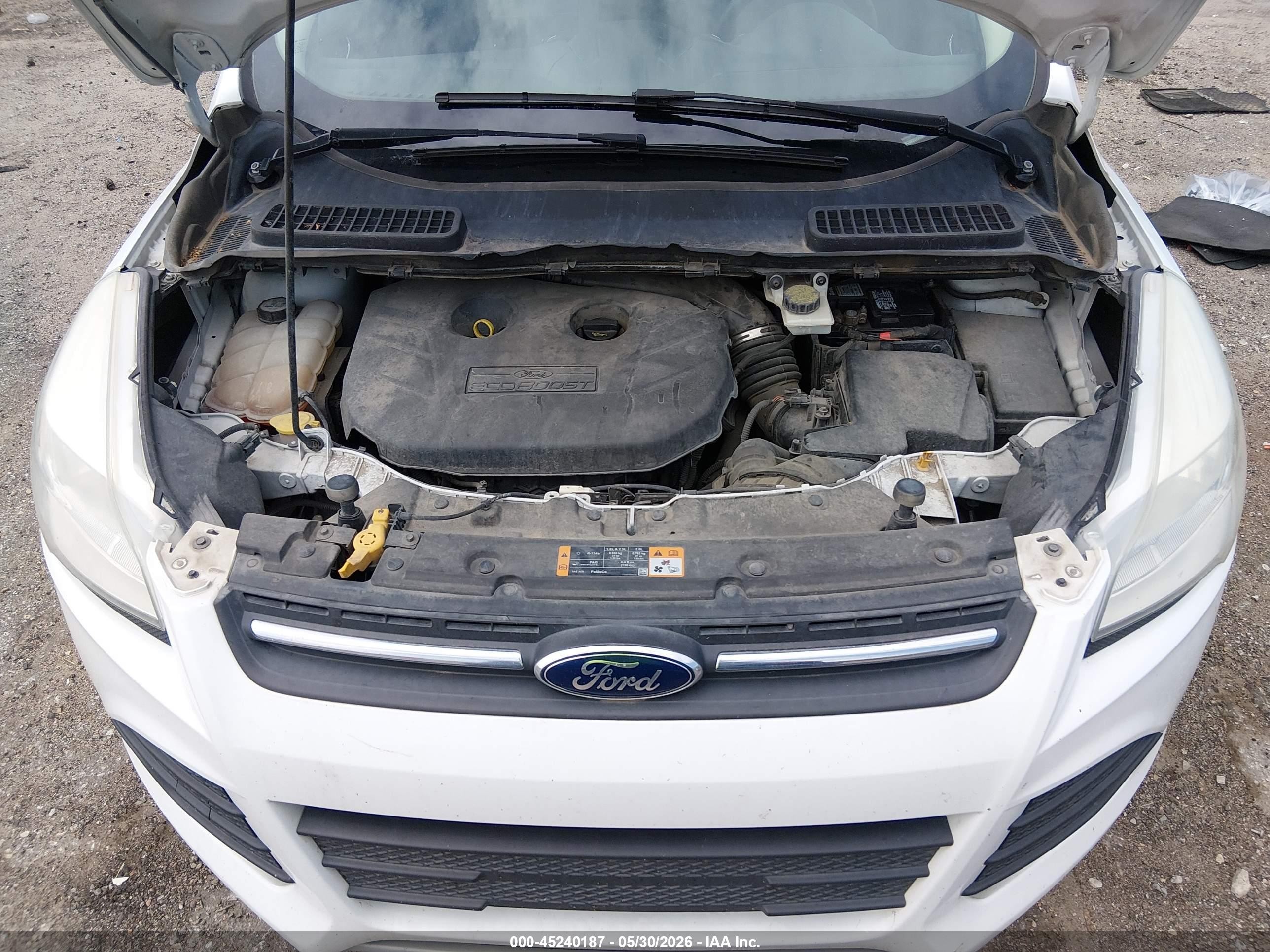 2013 Ford Escape Se White vin: 1FMCU9G9XDUB97747