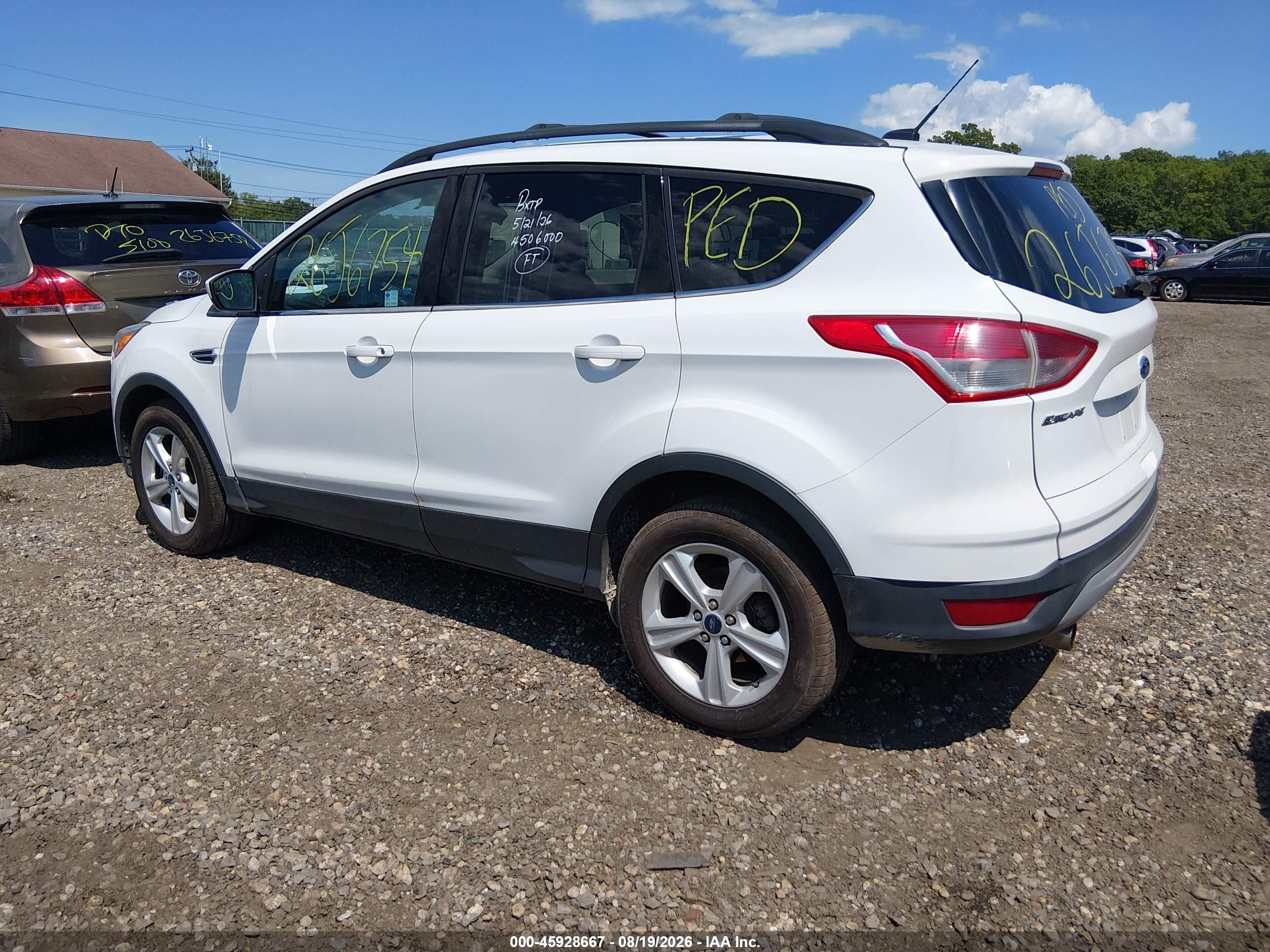 2013 Ford Escape Se White vin: 1FMCU9G9XDUD35108