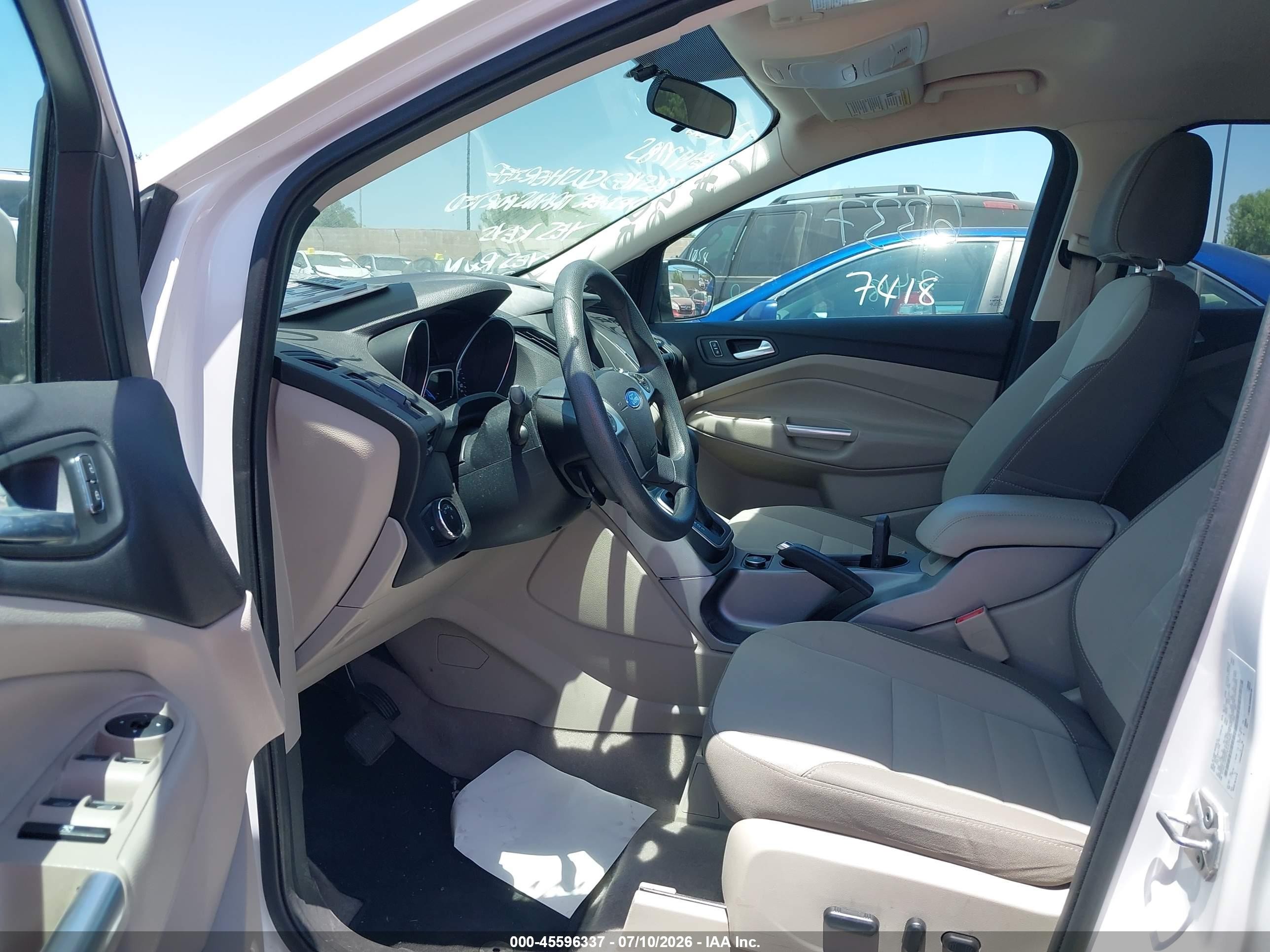 2014 Ford Escape Se White vin: 1FMCU9G9XEUA77903