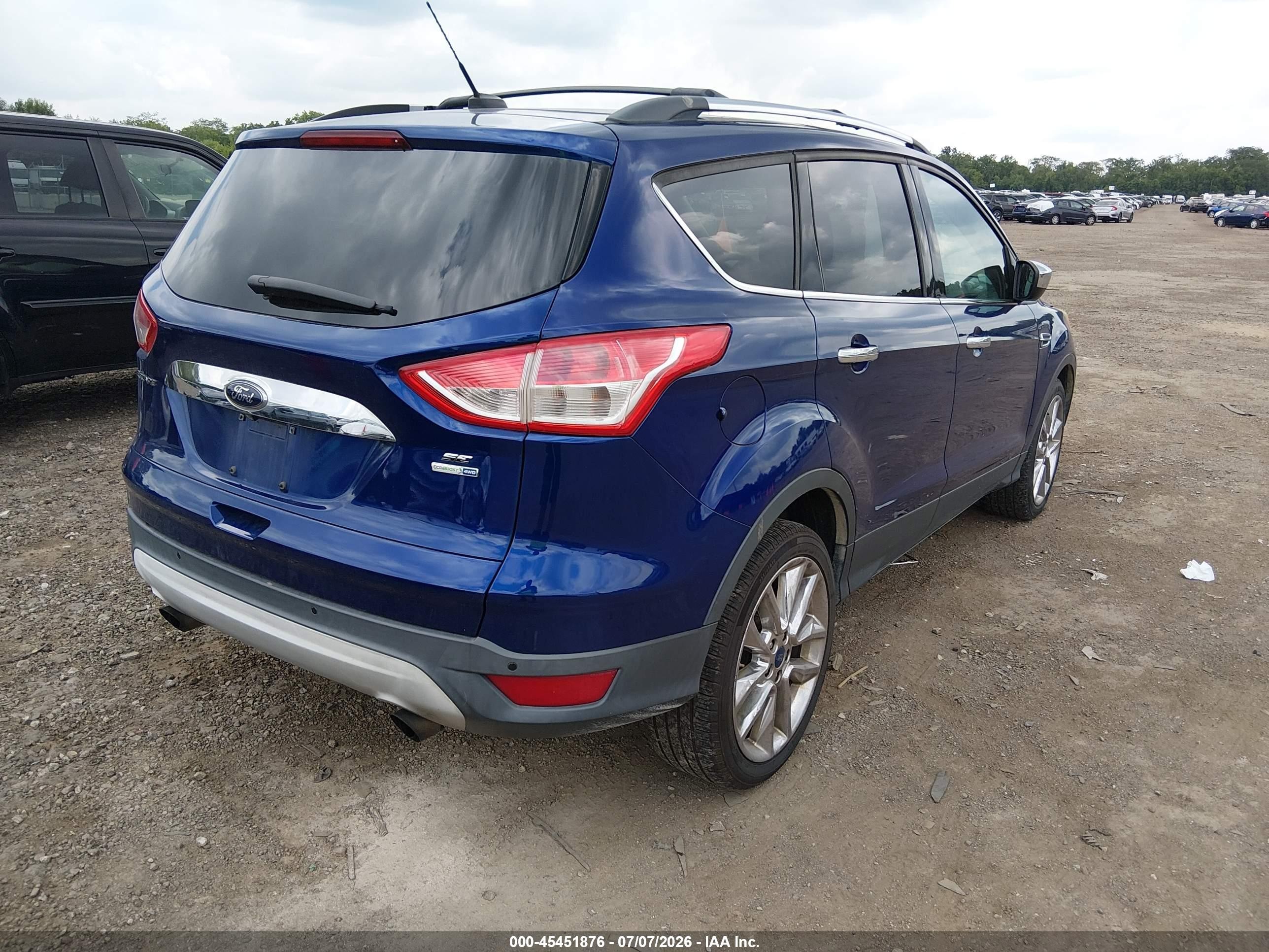 2014 Ford Escape Se Синий vin: 1FMCU9G9XEUC28917