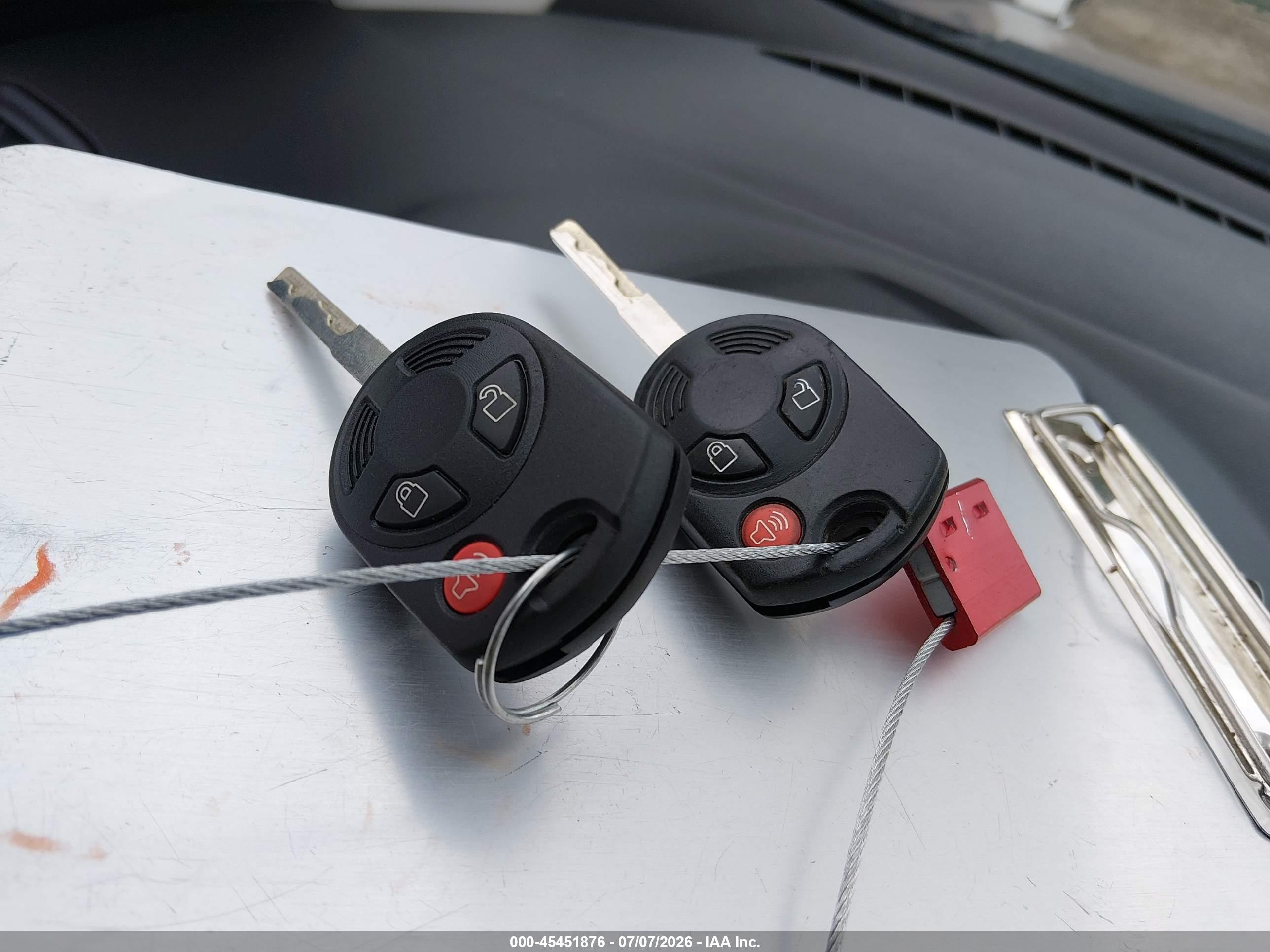2014 Ford Escape Se Синий vin: 1FMCU9G9XEUC28917