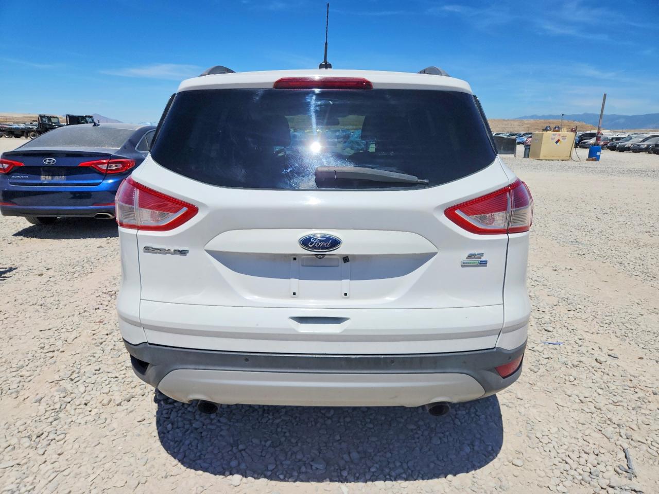 2014 Ford Escape Se Белый vin: 1FMCU9G9XEUC31980