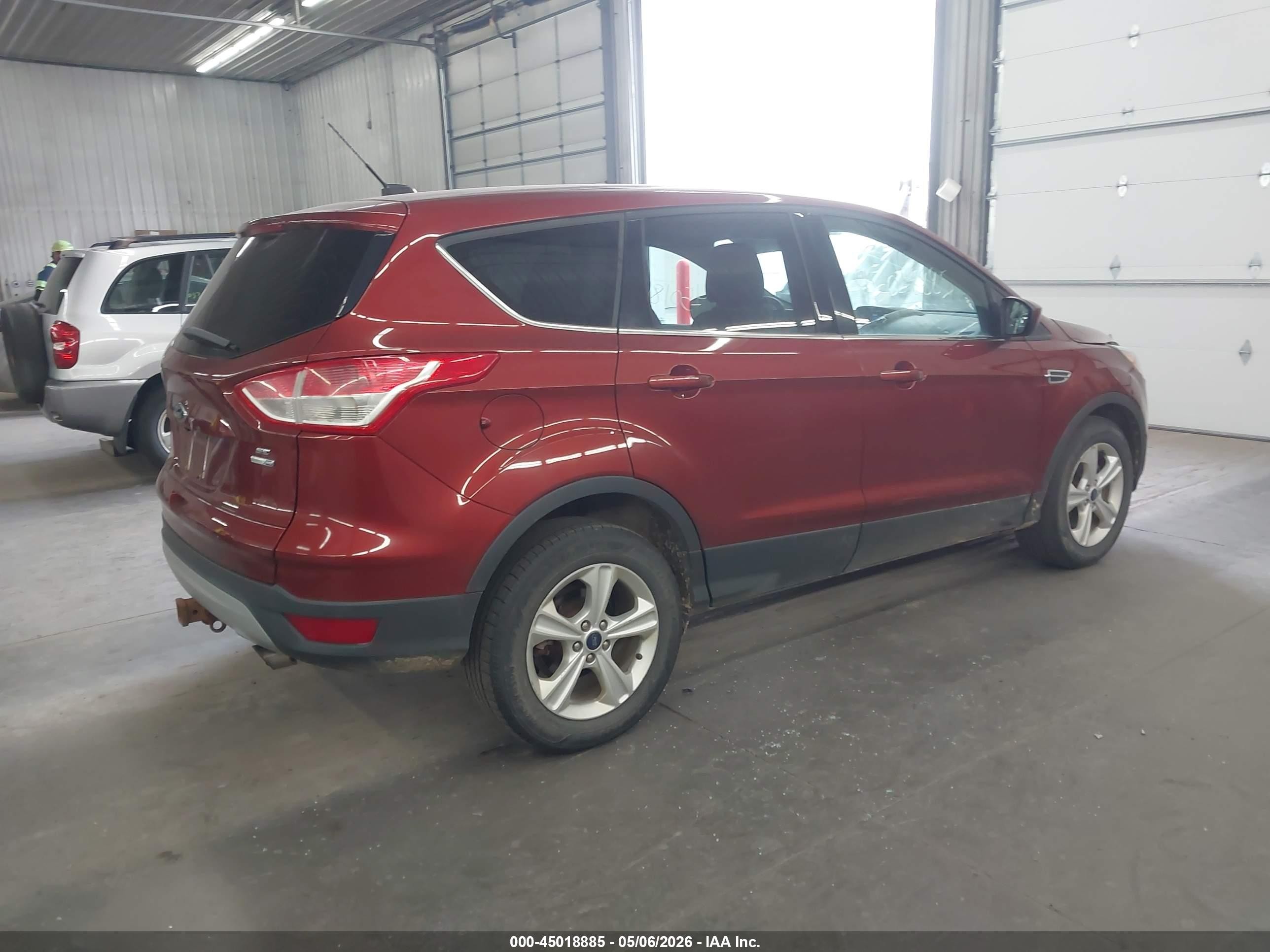 2014 Ford Escape Se Оранжевый vin: 1FMCU9G9XEUE26834