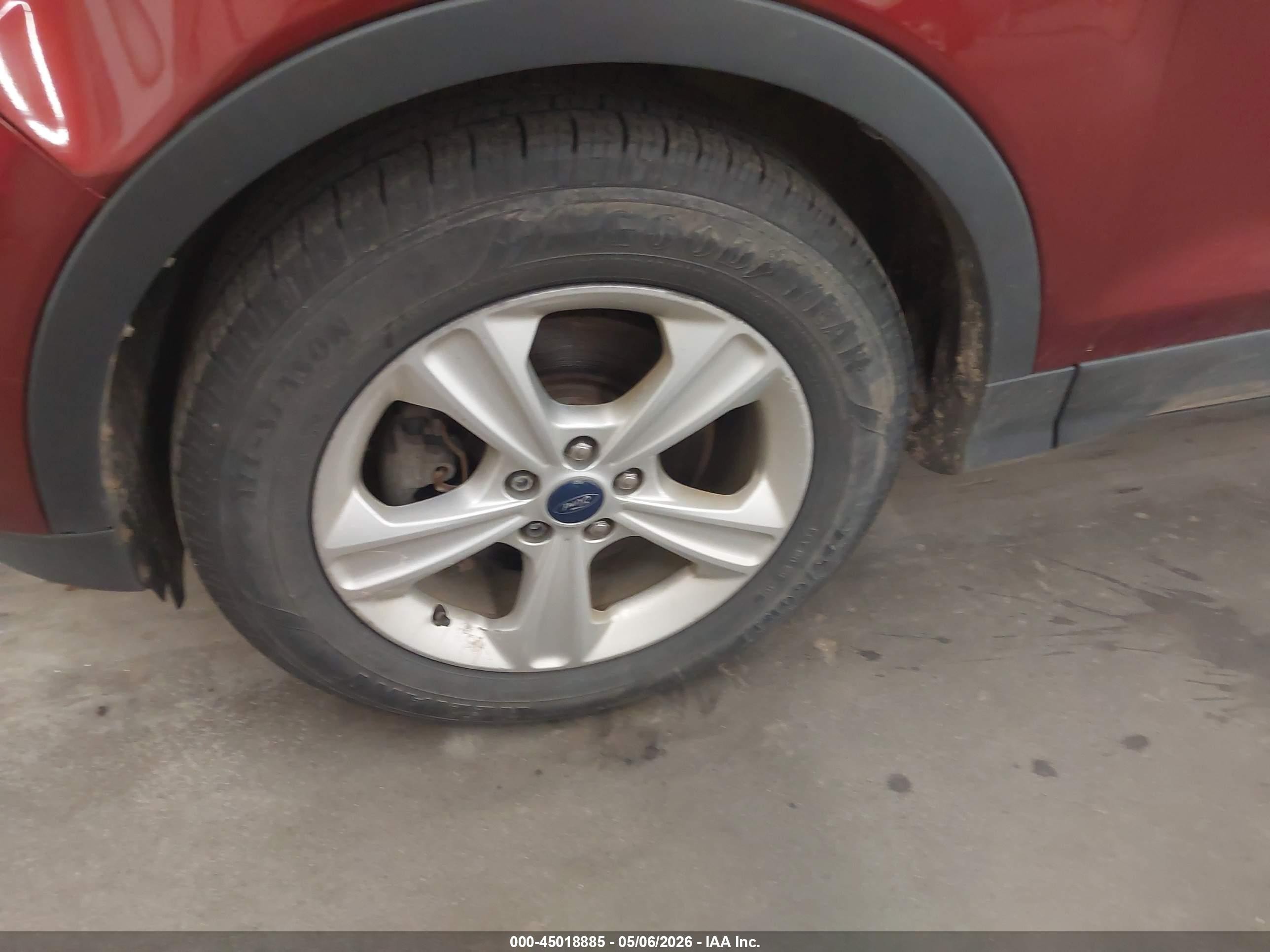 2014 Ford Escape Se Оранжевый vin: 1FMCU9G9XEUE26834