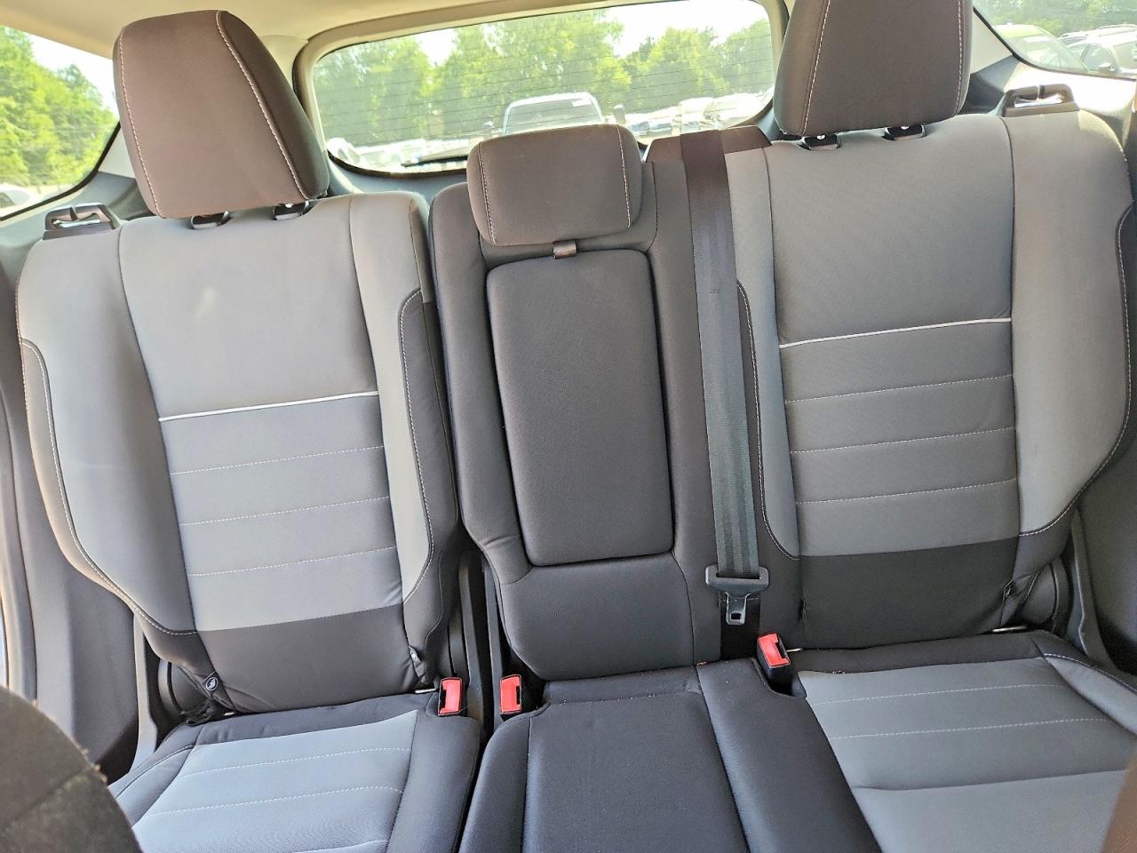 2015 Ford Escape Se Gray vin: 1FMCU9G9XFUA18352