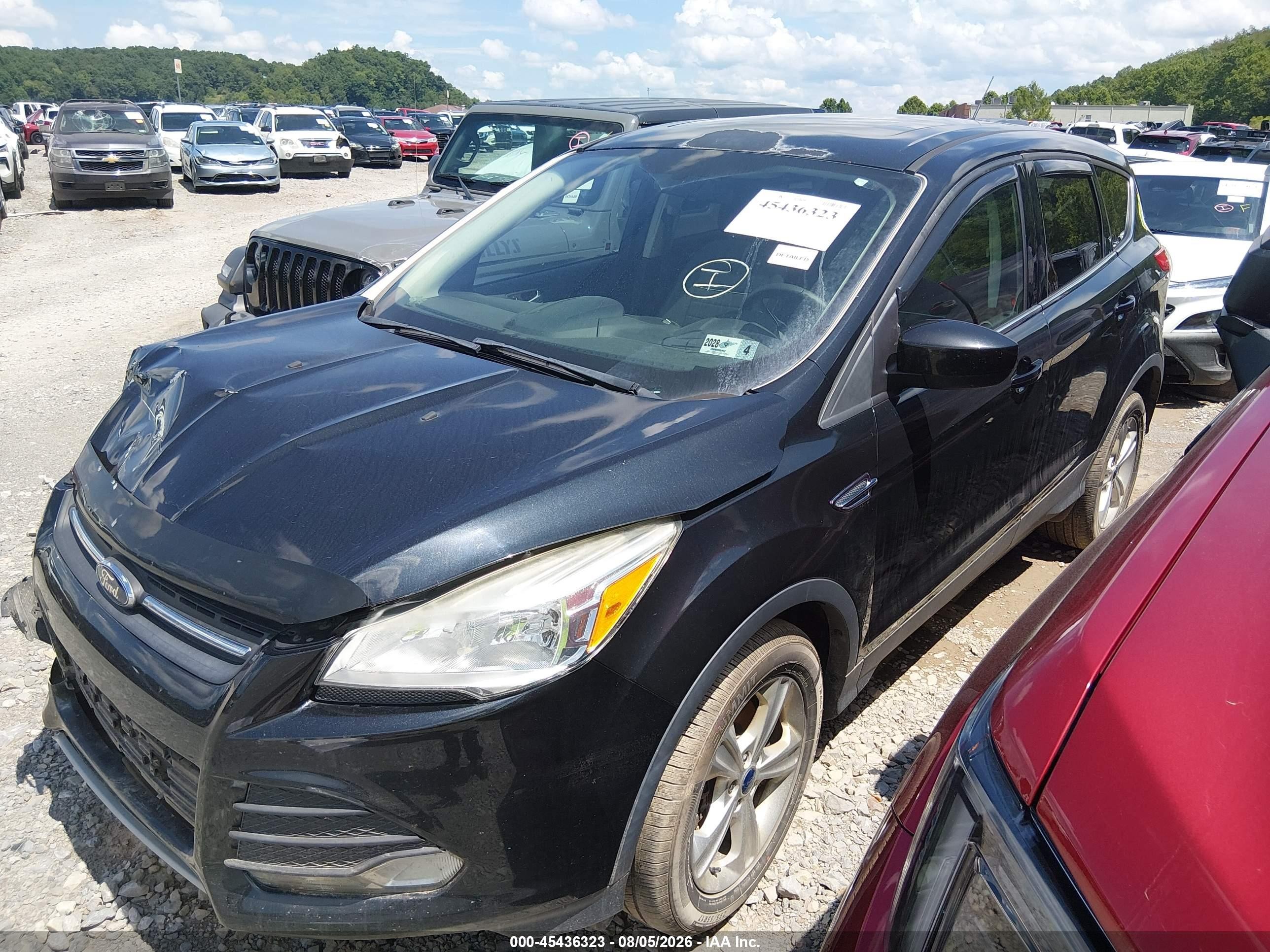 2015 Ford Escape Se Черный vin: 1FMCU9G9XFUB64783