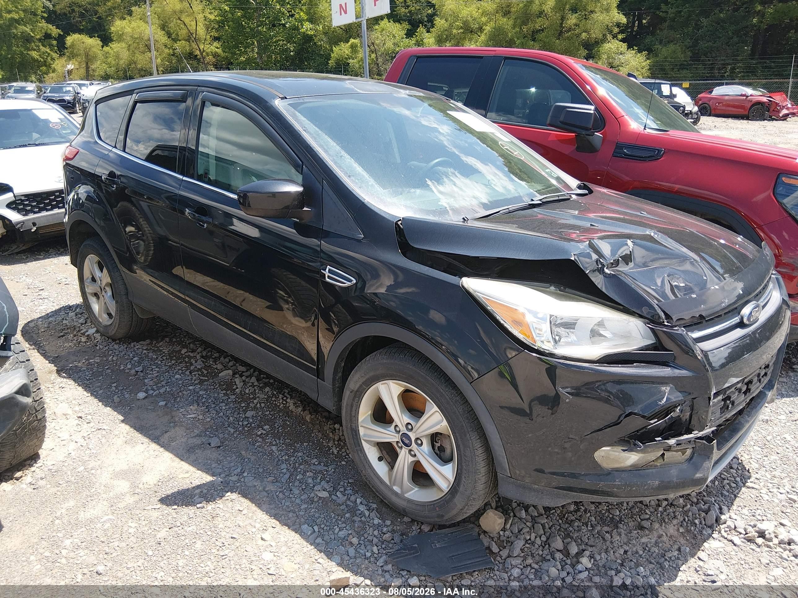2015 Ford Escape Se Черный vin: 1FMCU9G9XFUB64783
