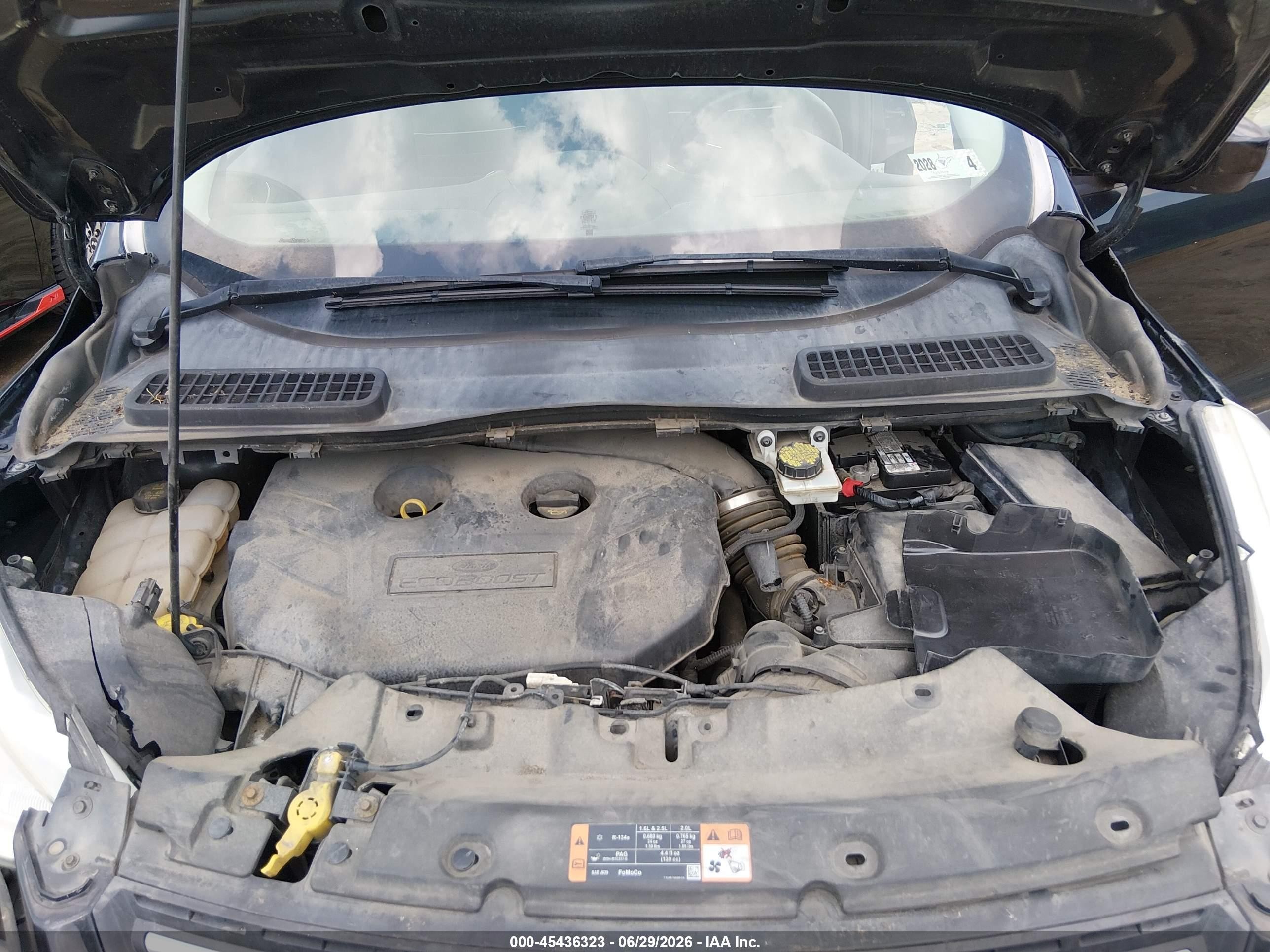 2015 Ford Escape Se Черный vin: 1FMCU9G9XFUB64783
