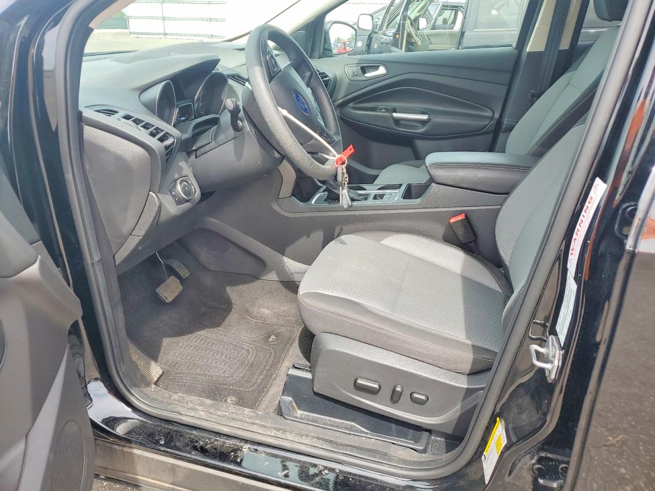 2017 Ford Escape Se Black vin: 1FMCU9G9XHUB80694