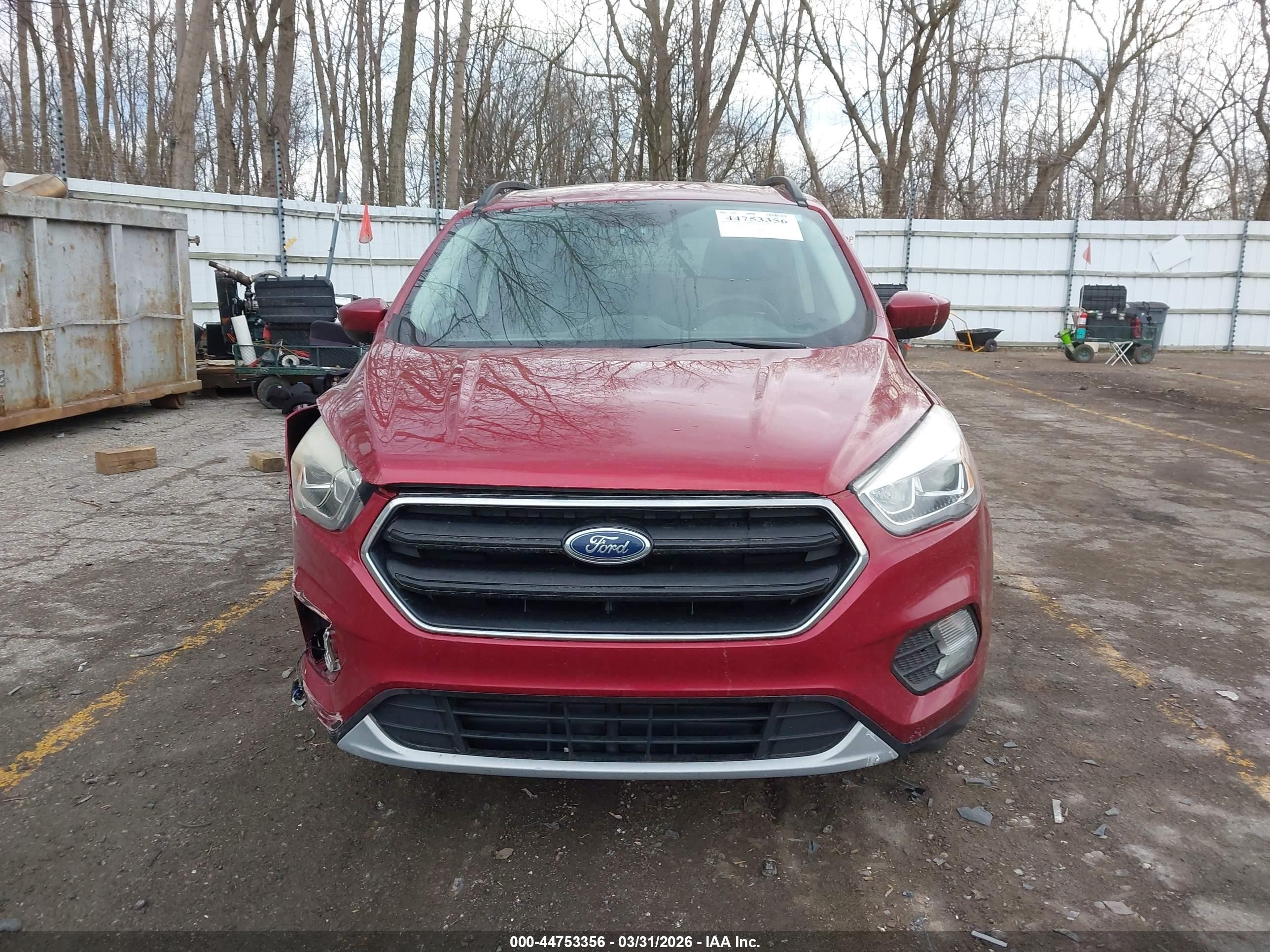 2017 Ford Escape Se Red vin: 1FMCU9G9XHUD74500