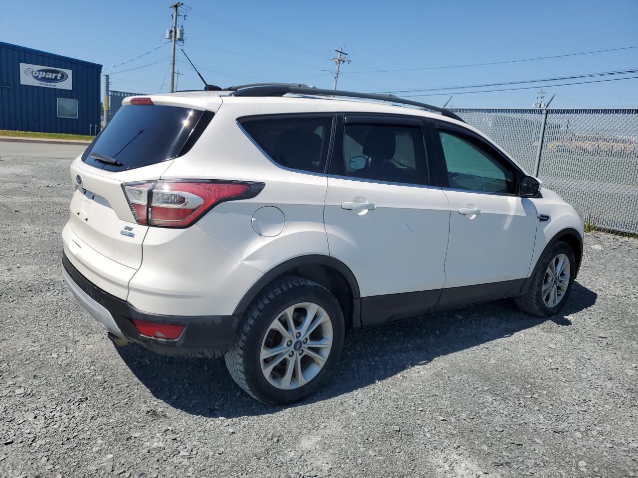 2017 Ford Escape Se White vin: 1FMCU9GD0HUA05259 Damage: Right Qtr Panel, Dent(S) W/ Paint Dmg, 9 To 10 Inches