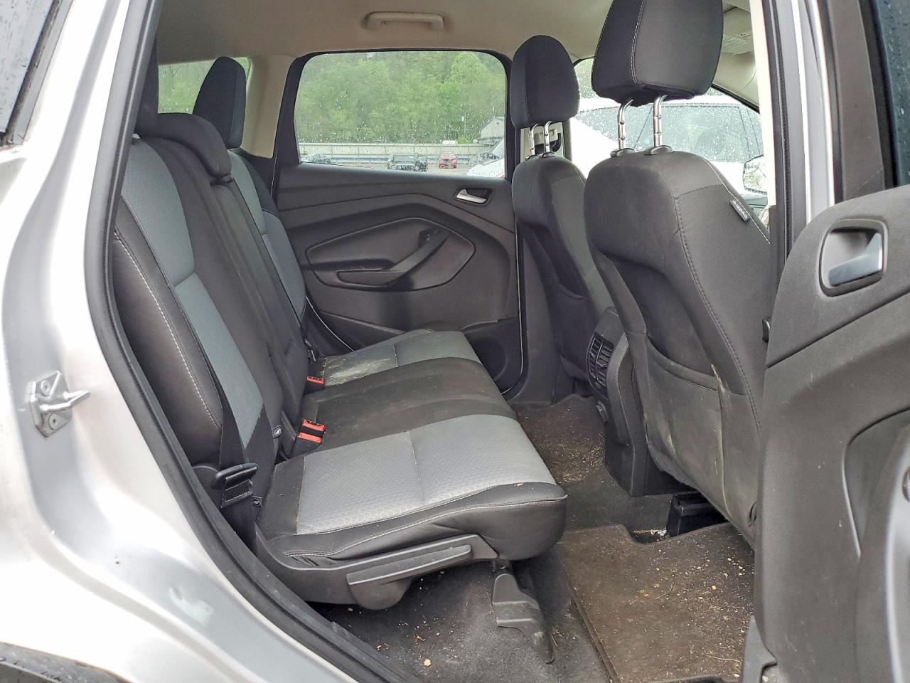 2017 Ford Escape Se Silver vin: 1FMCU9GD0HUC58405
