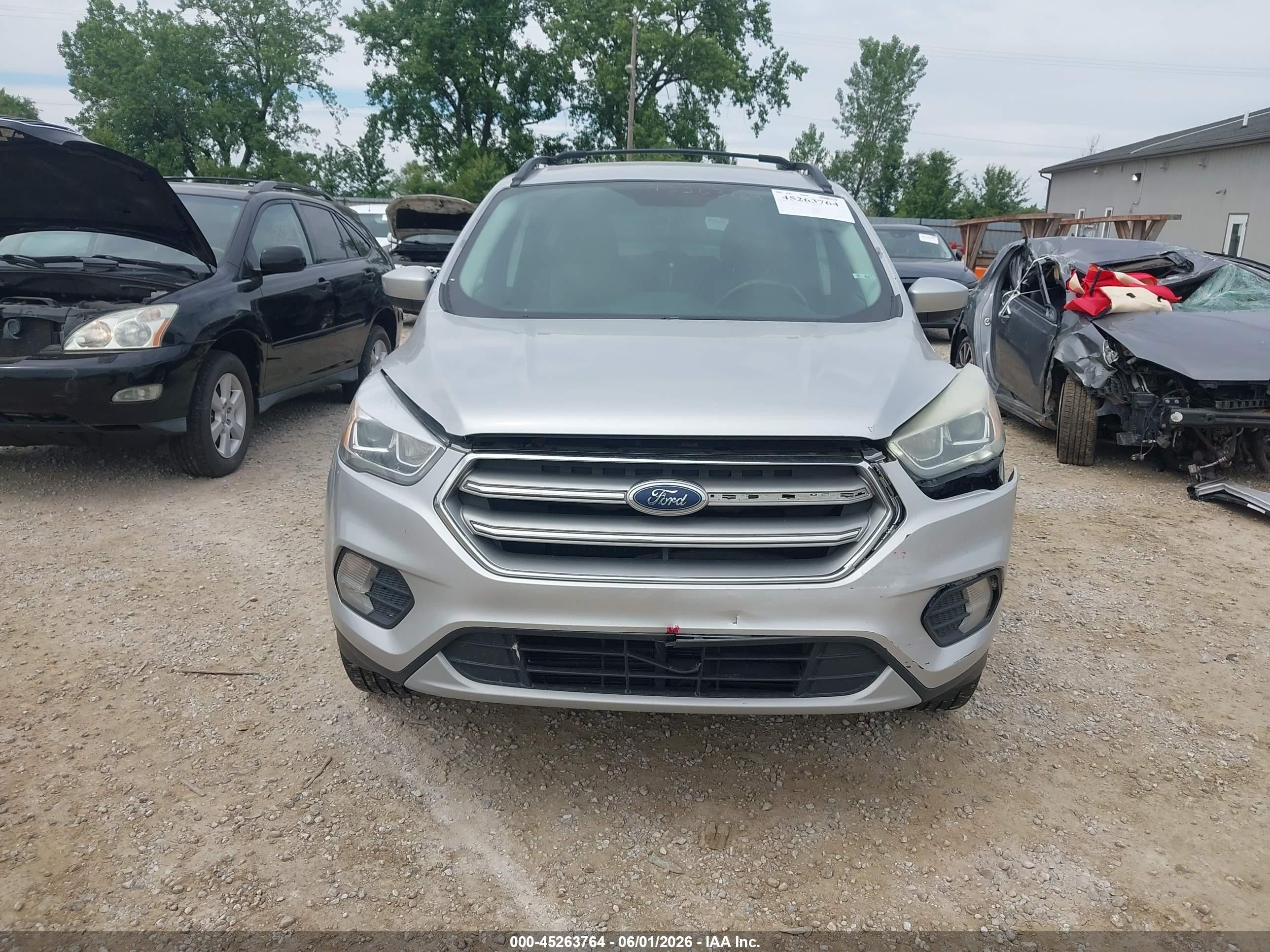 2017 Ford Escape Se Silver vin: 1FMCU9GD0HUE98666