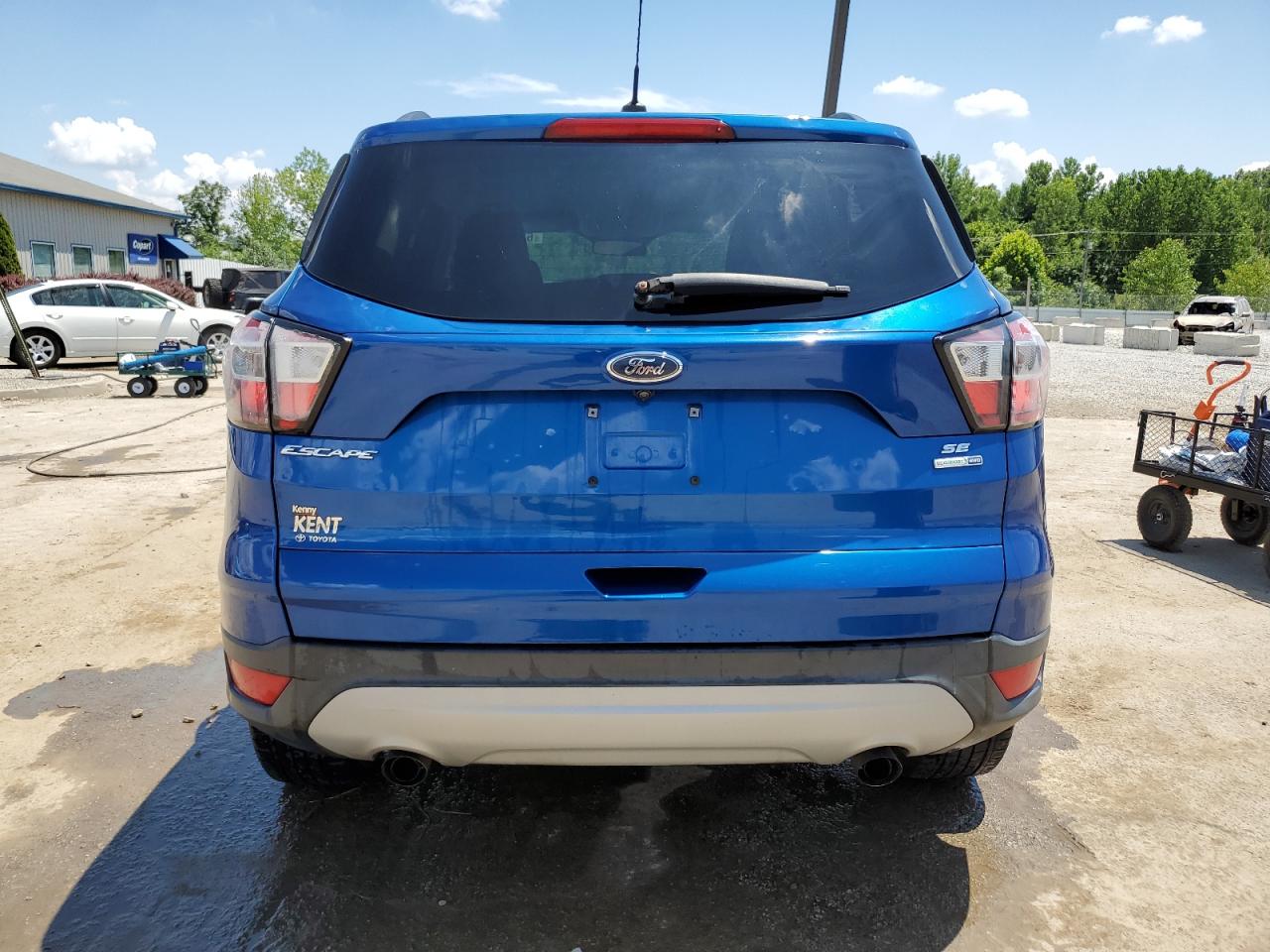 2018 Ford Escape Se   Синий vin: 1FMCU9GD0JUA32046