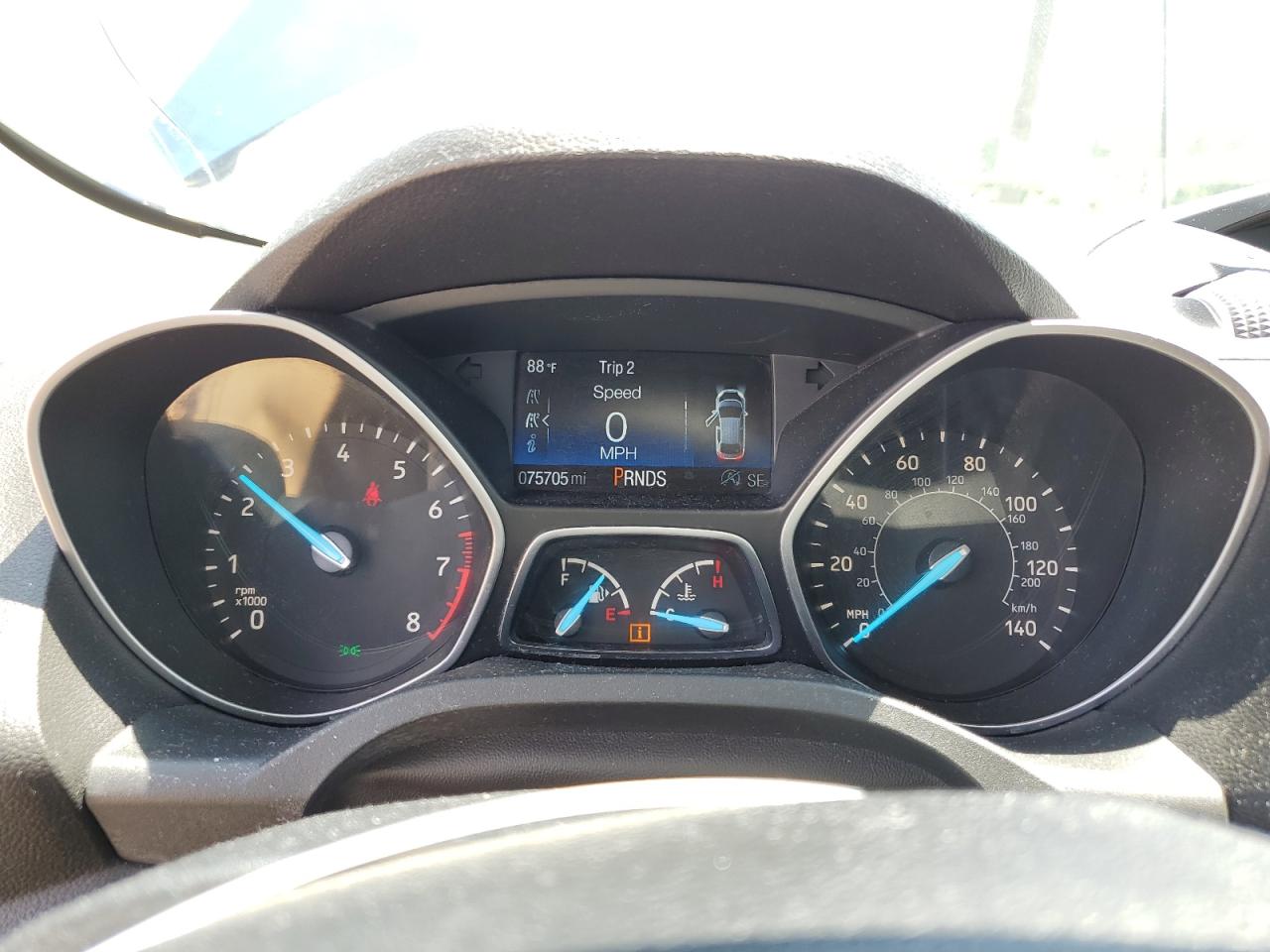 2018 Ford Escape Se   Синий vin: 1FMCU9GD0JUA32046