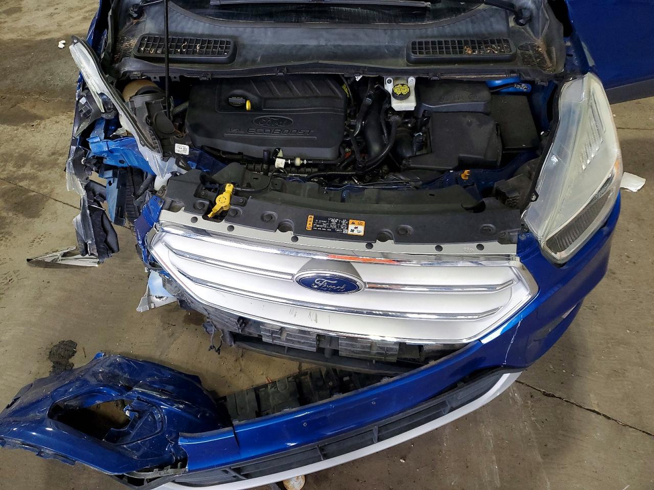 2018 Ford Escape Se Blue vin: 1FMCU9GD0JUA32046