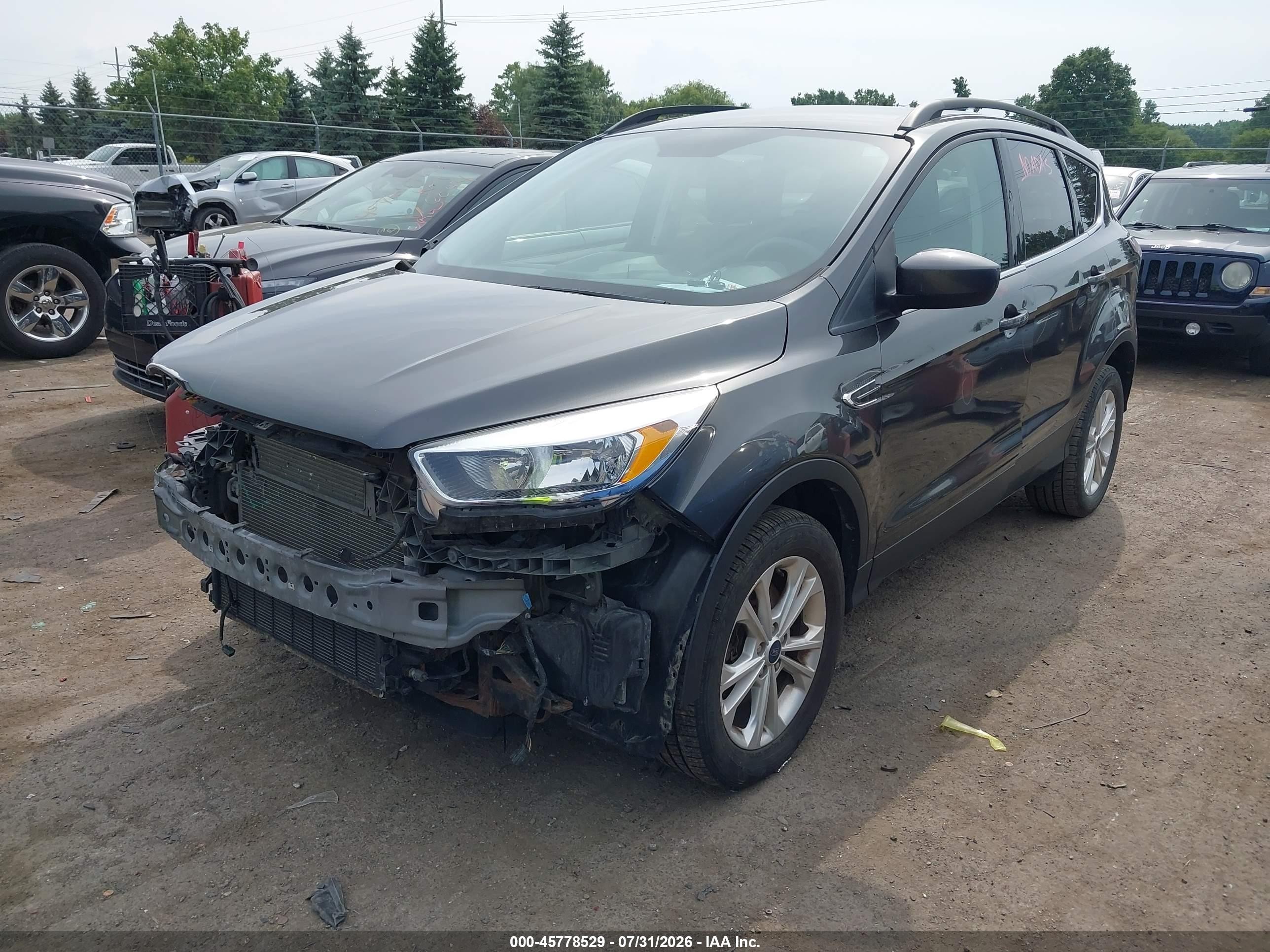2018 Ford Escape Se Gray vin: 1FMCU9GD0JUC58605