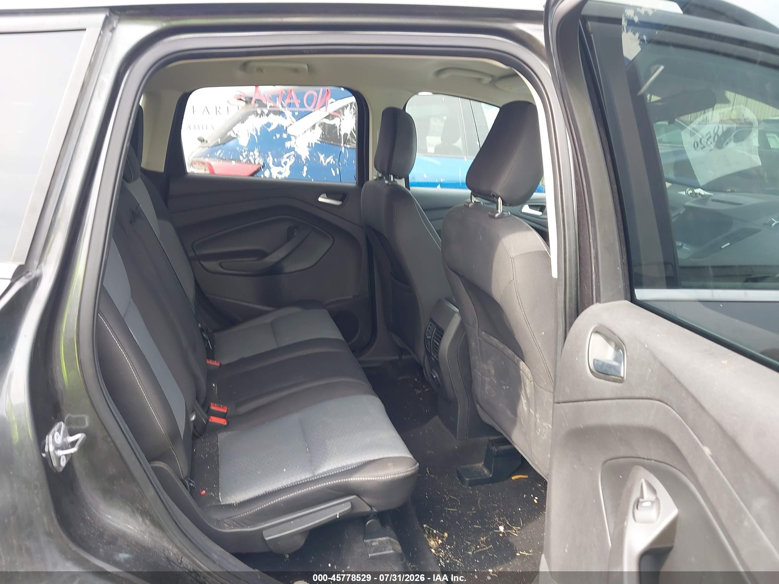 2018 Ford Escape Se Gray vin: 1FMCU9GD0JUC58605