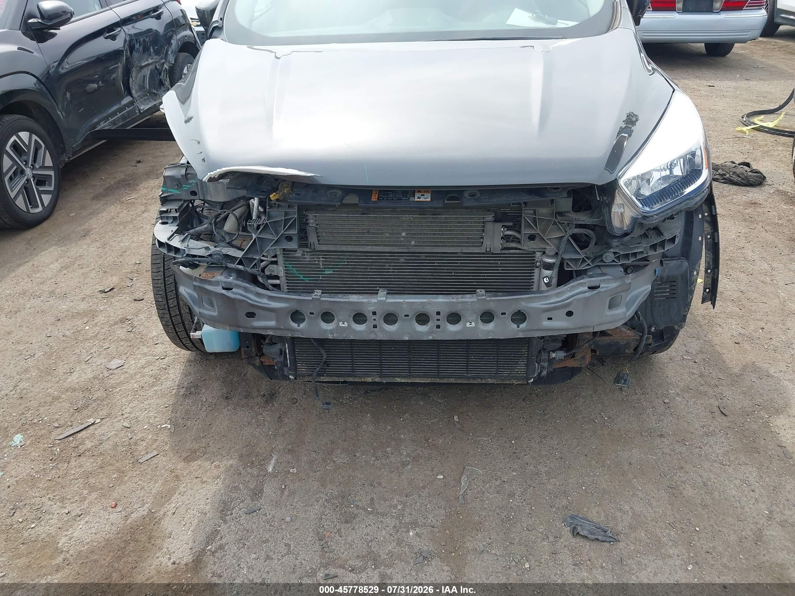 2018 Ford Escape Se Gray vin: 1FMCU9GD0JUC58605