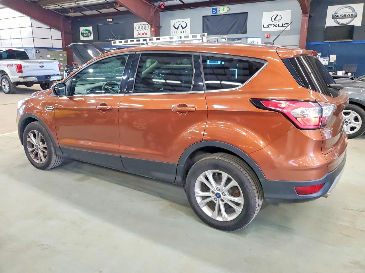 2017 Ford Escape Se Orange vin: 1FMCU9GD1HUA86966