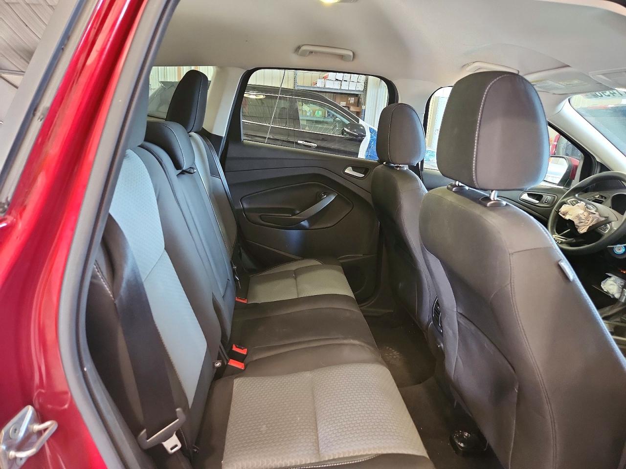 2017 Ford Escape Se Burgundy vin: 1FMCU9GD1HUA89947